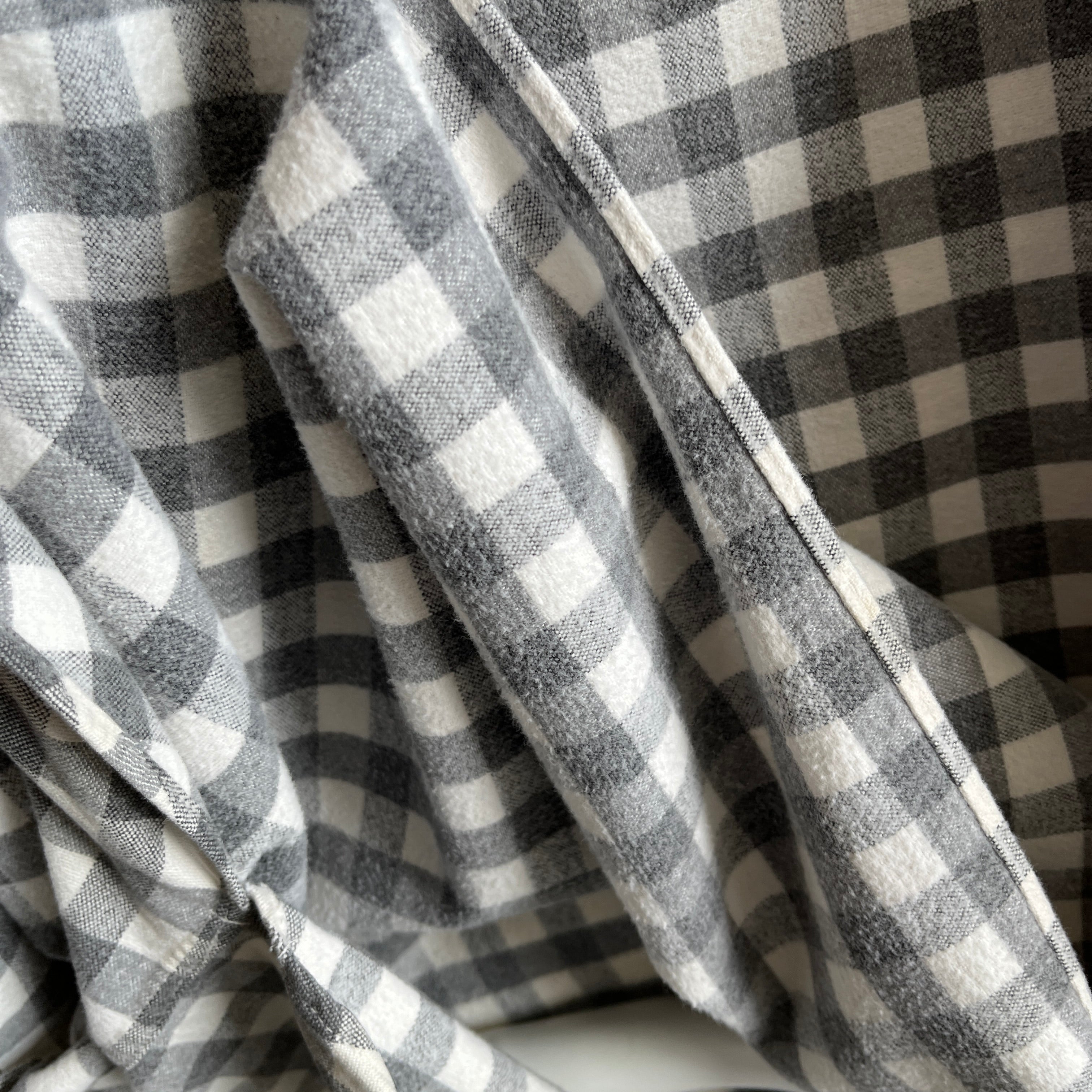 1990s USA Made L.L. Bean Gray and White Checkered Plaid Flannel