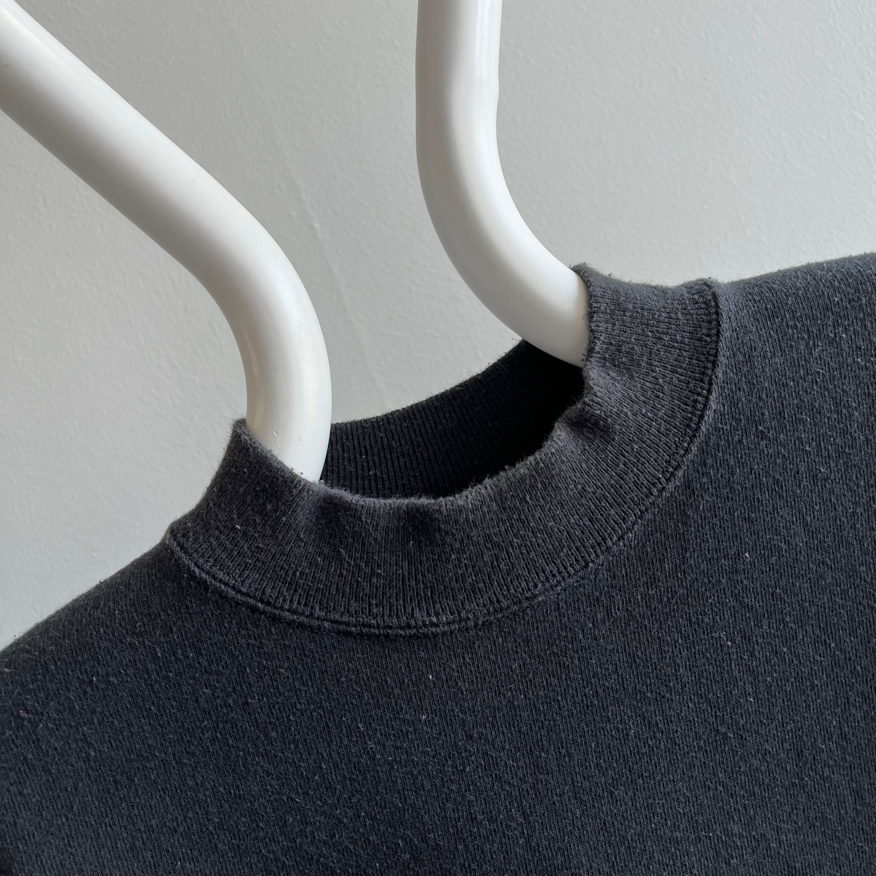 1980/90s 100% Cotton/USA Made Blank Black Mock Neck Shirt/Sweatshirt