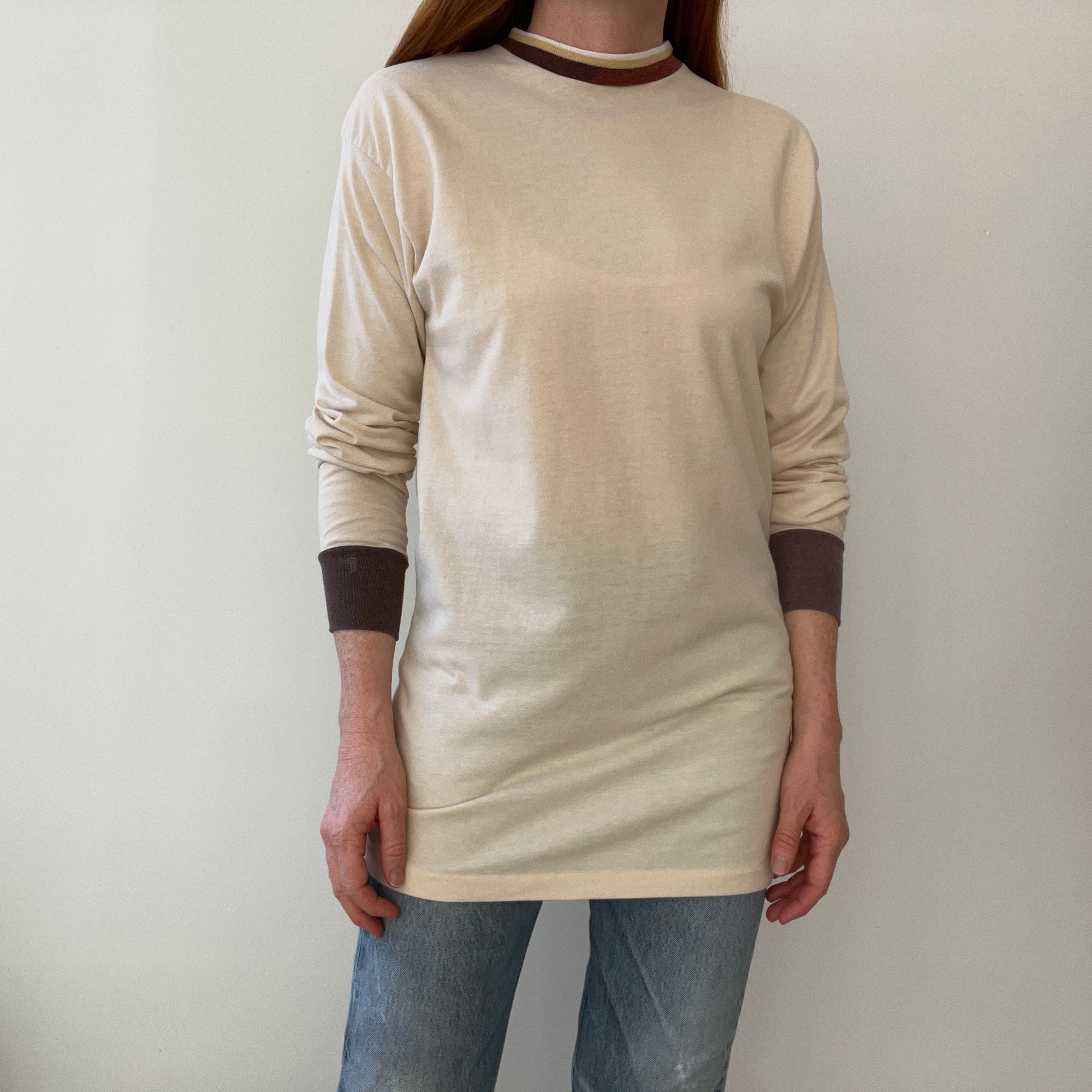 1970s Natural White Extra Long Long Sleeve T-Shirt with Contrasting Collar and Cuffs