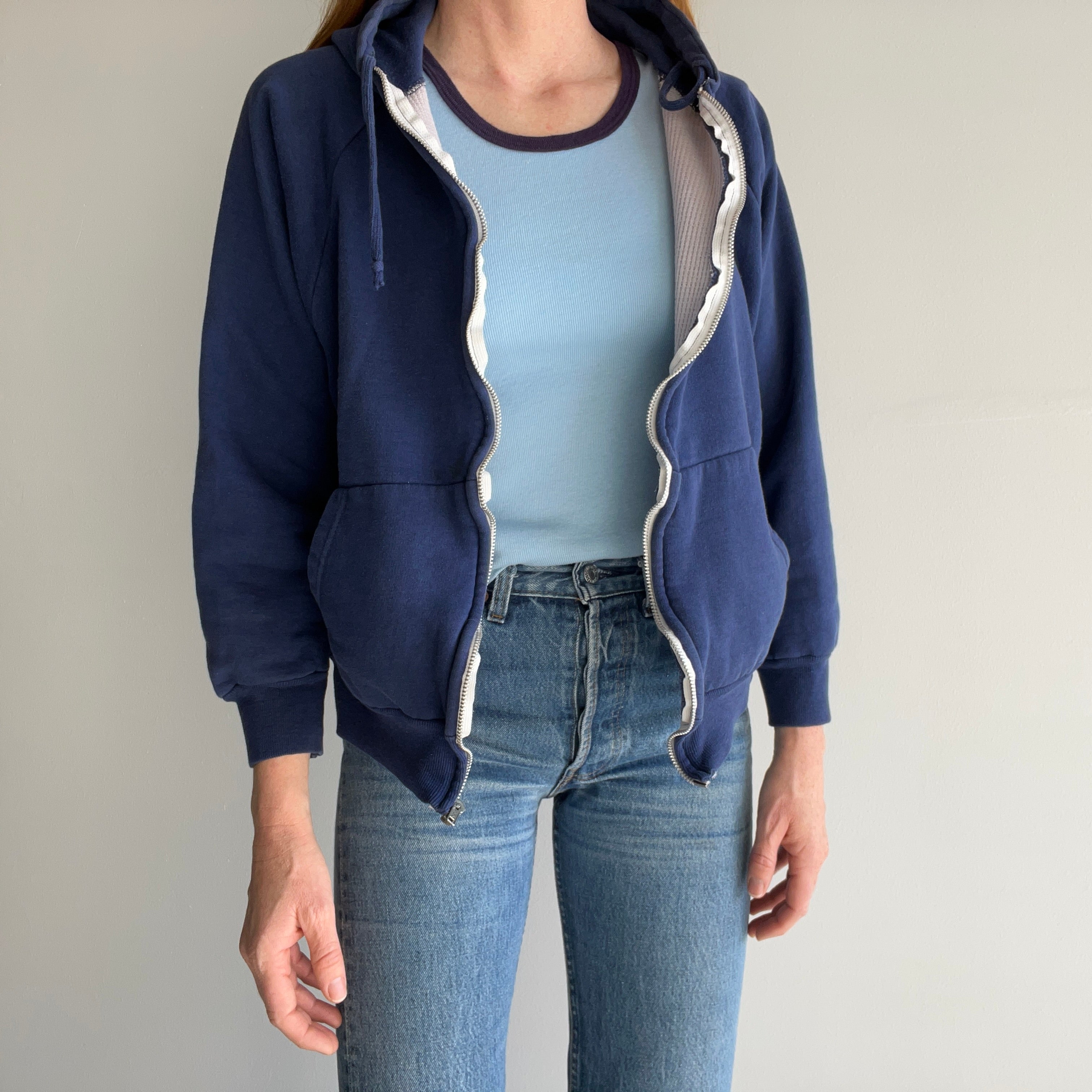 1970/80s Navy Insulated Hoodie with White Contrast Zip