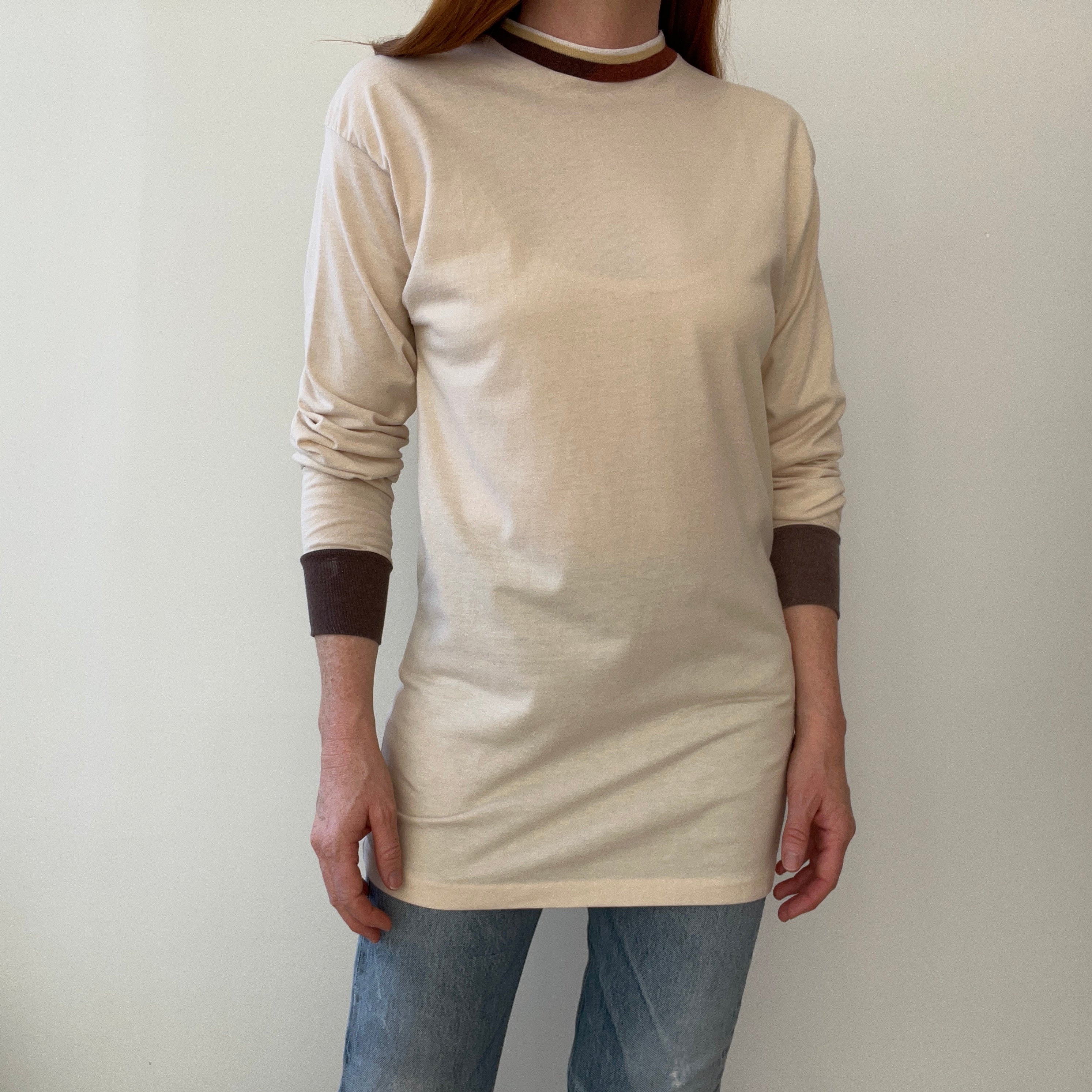 1970s Natural White Extra Long Long Sleeve T-Shirt with Contrasting Collar and Cuffs