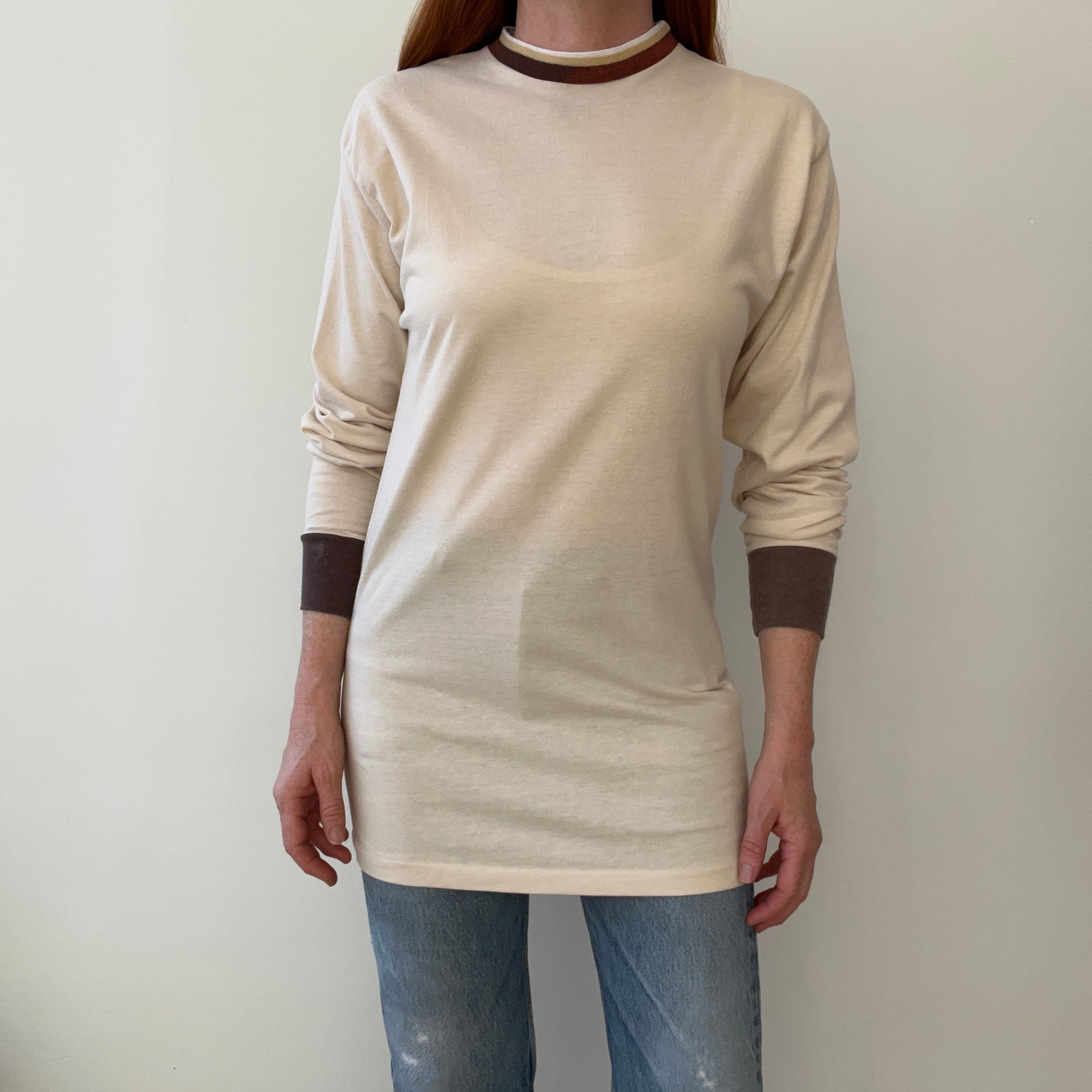 1970s Natural White Extra Long Long Sleeve T-Shirt with Contrasting Collar and Cuffs