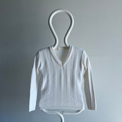 1970s XS White Sweater - A Delight!