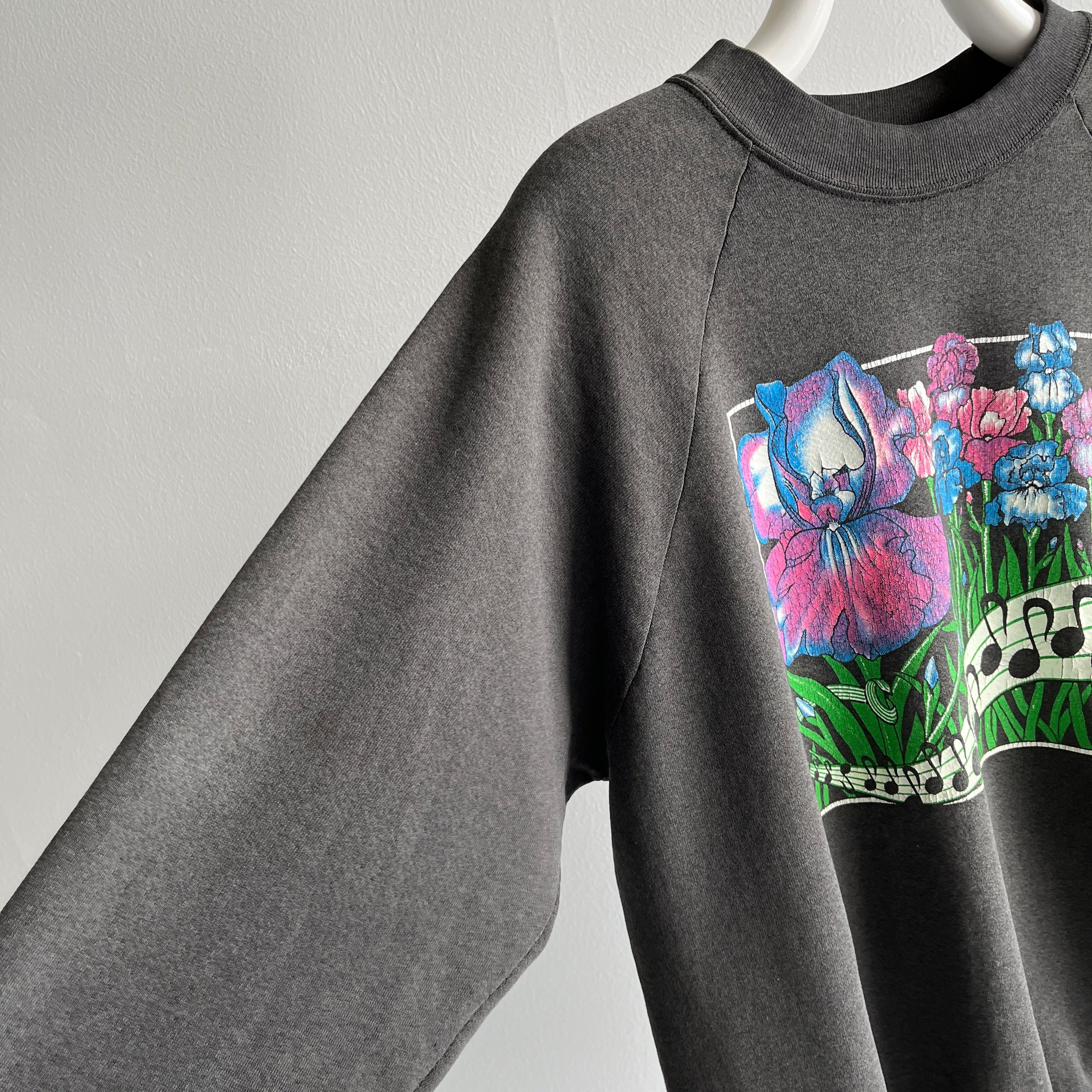 1990s Flowers and Music Notes Nicely Faded Sweatshirt