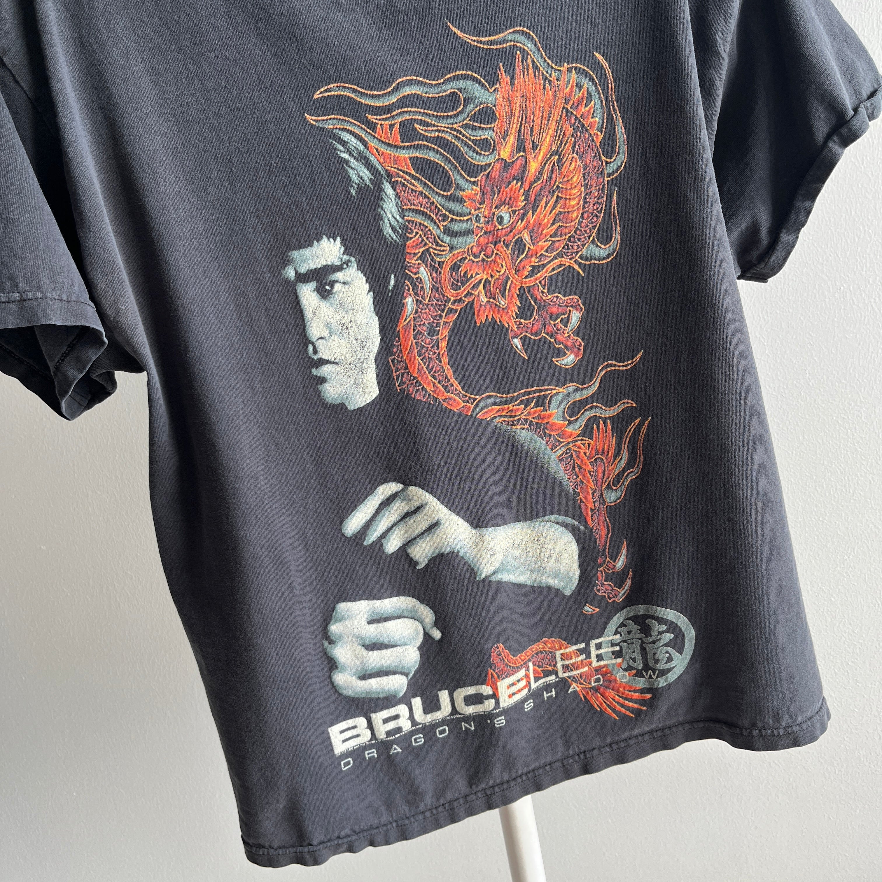 2000 Bruce Lee Dragon Shadows Smaller T-Shirt (Great Gift)