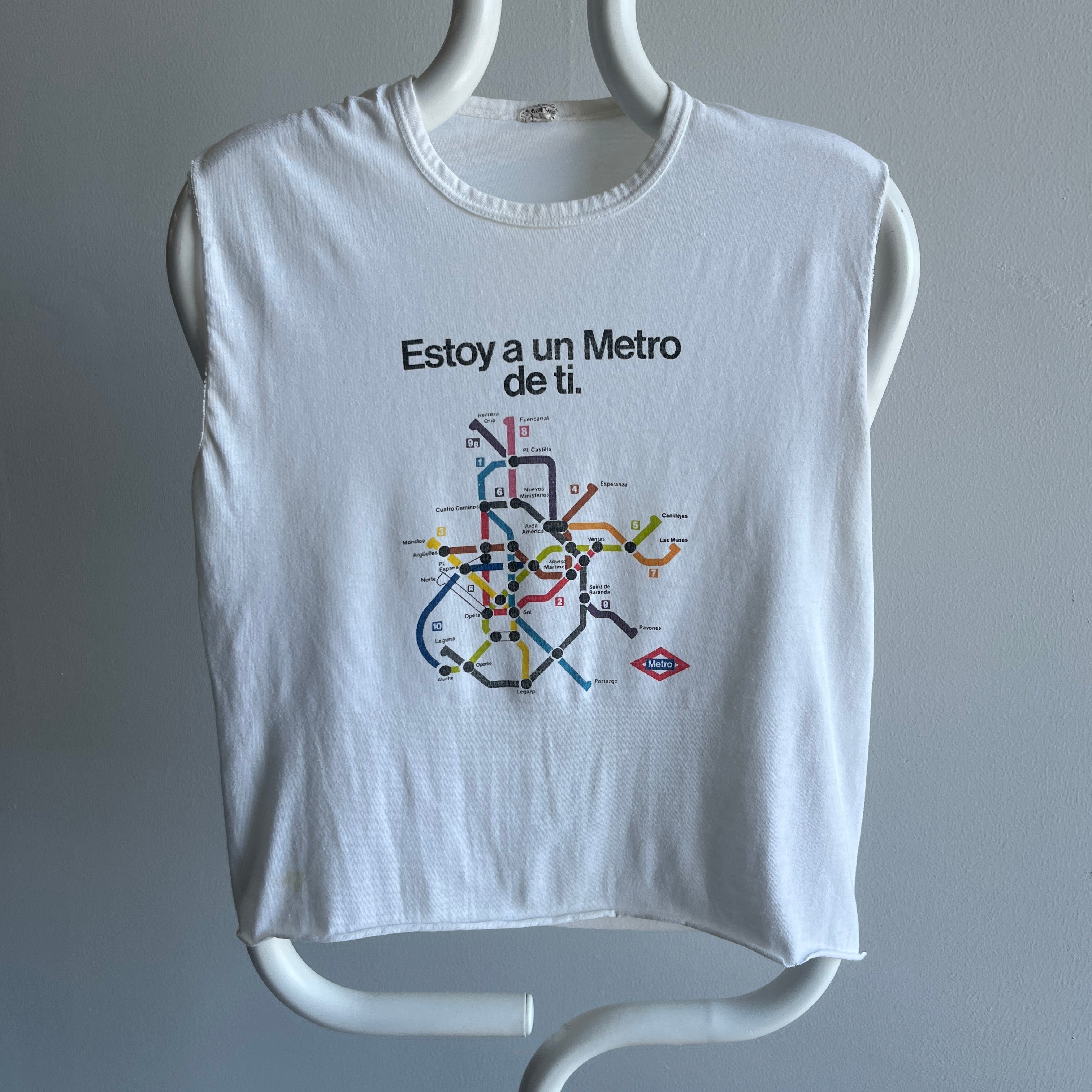 1980s Estoy a un Metro DIY Tank Top