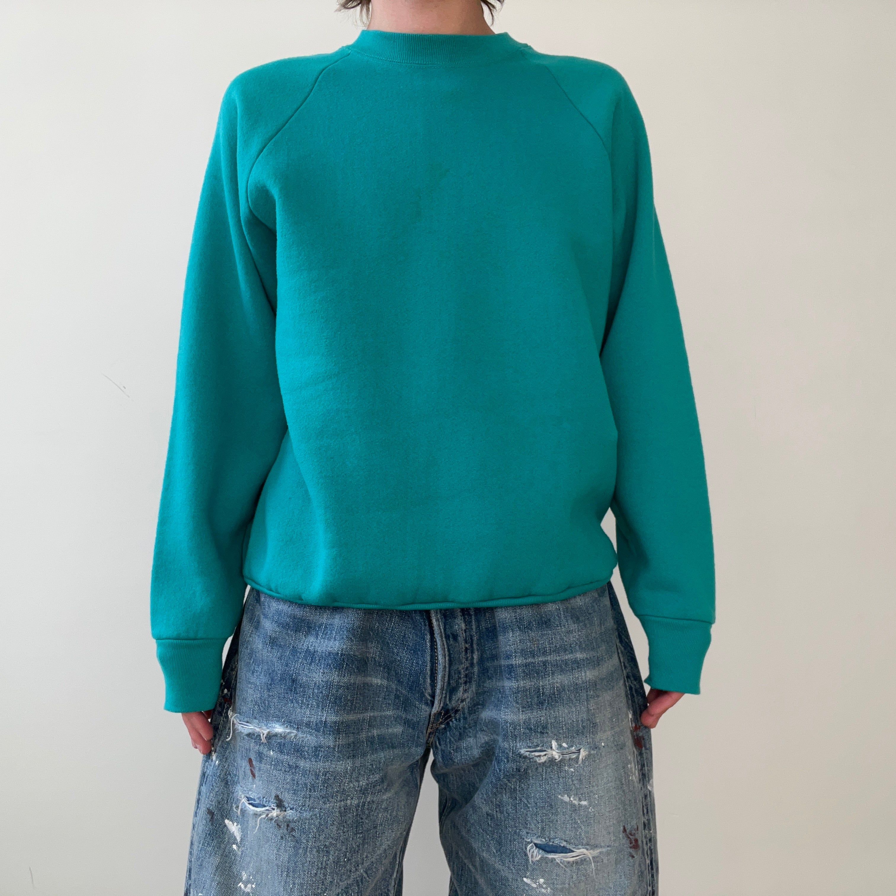 00s Heavy Weight Blank Black Sweatshirt par FOTL - Structuré