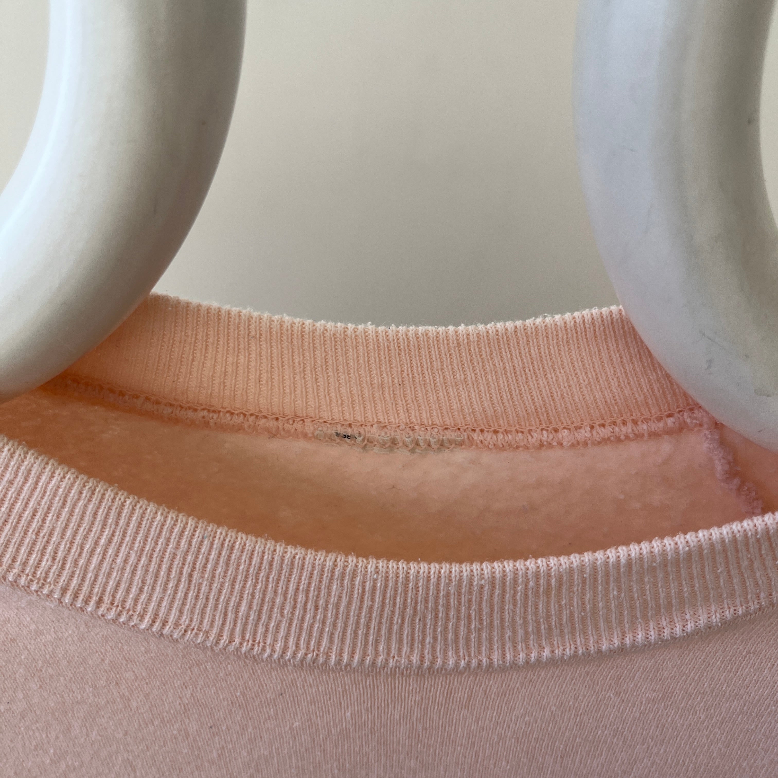 1990s Light Pink Blank Raglan Sweatshirt