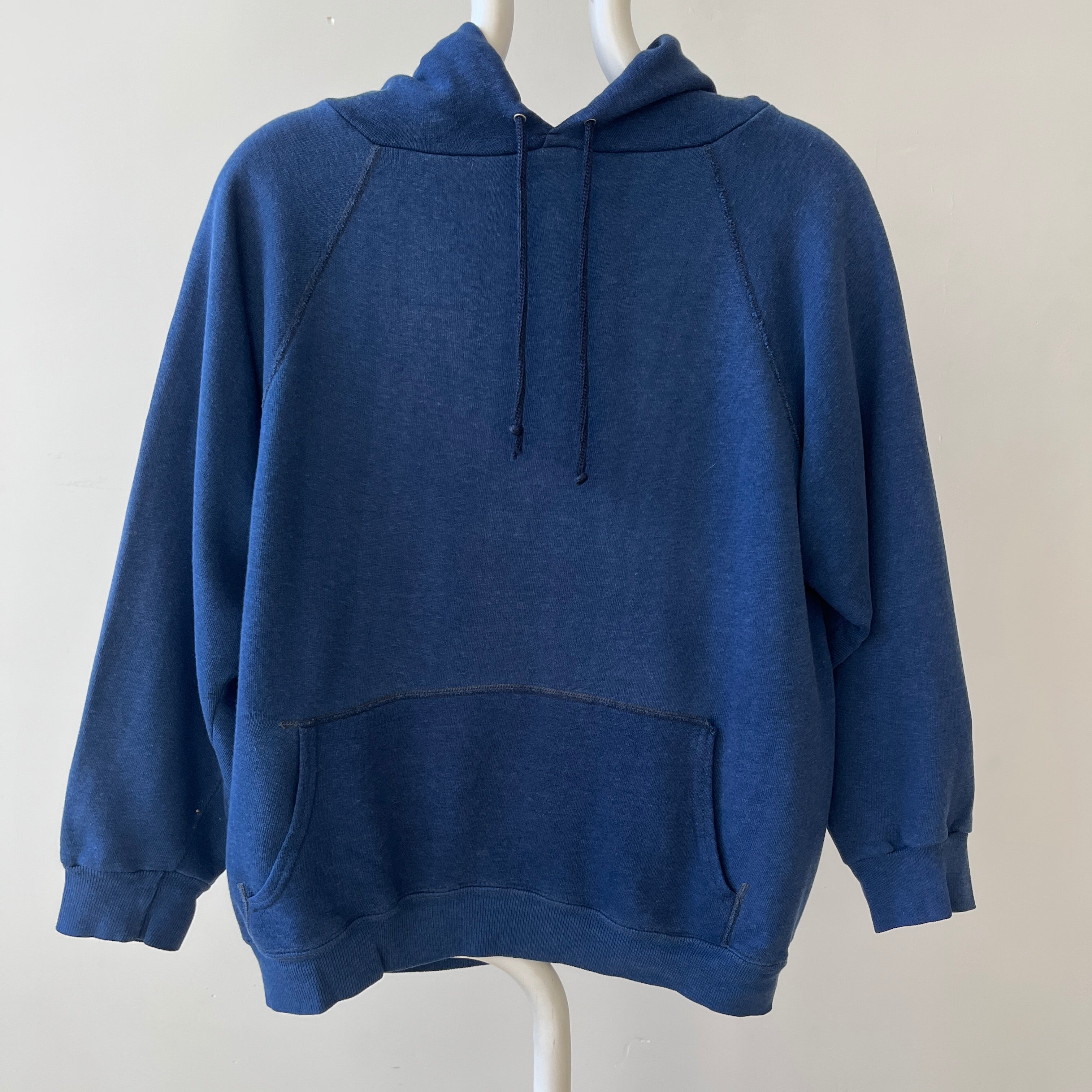 Brouillon de sweat-shirt vierge