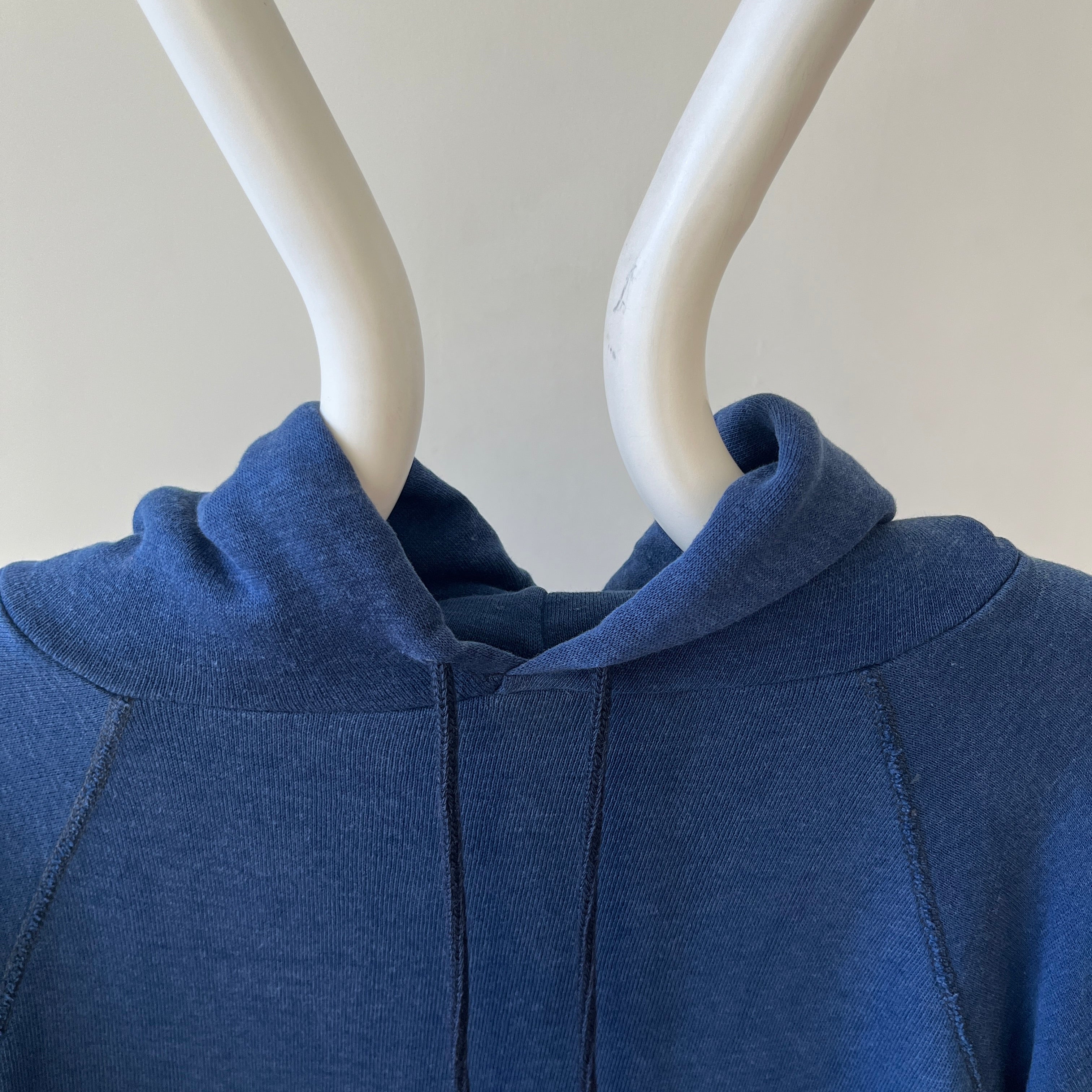 Brouillon de sweat-shirt vierge