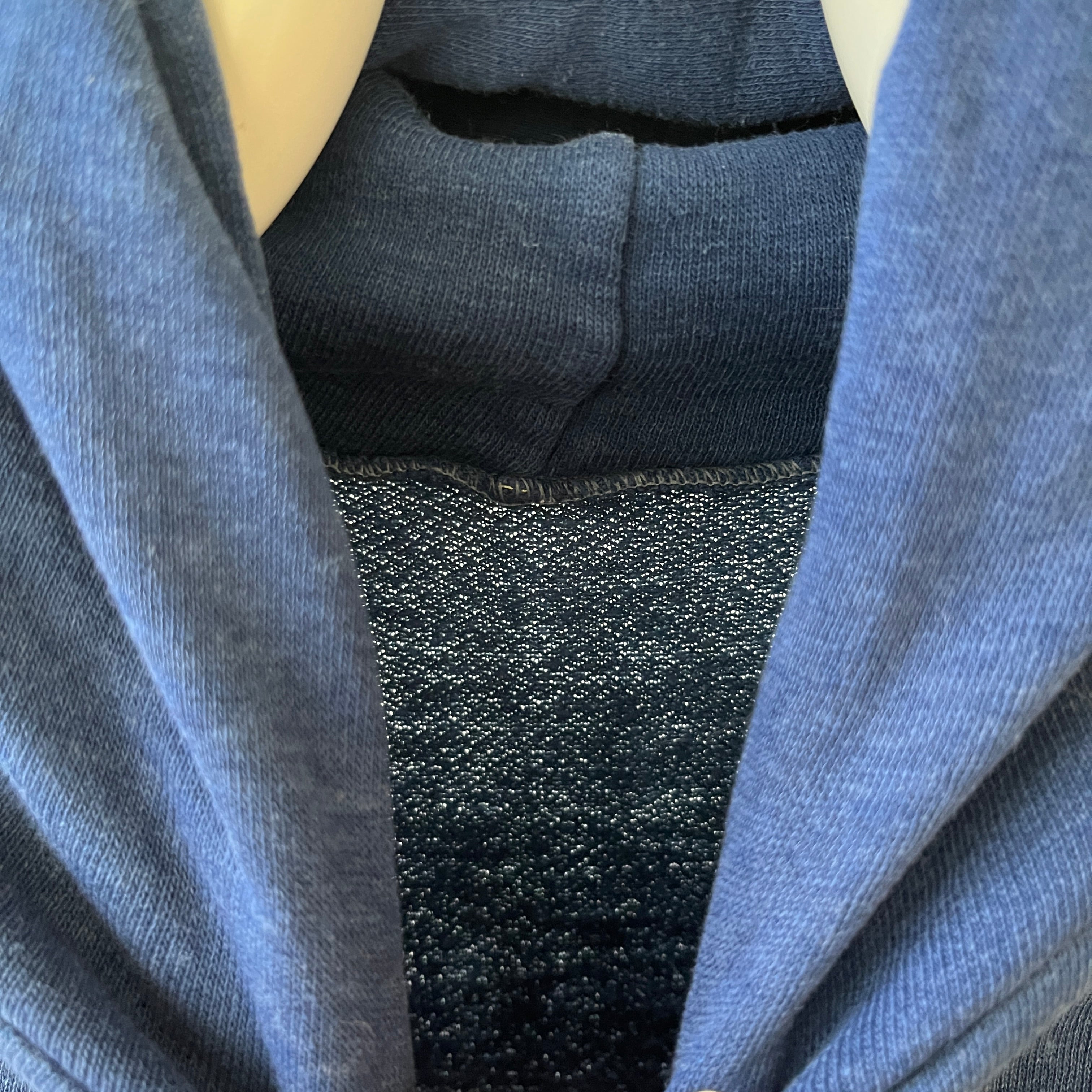 Brouillon de sweat-shirt vierge