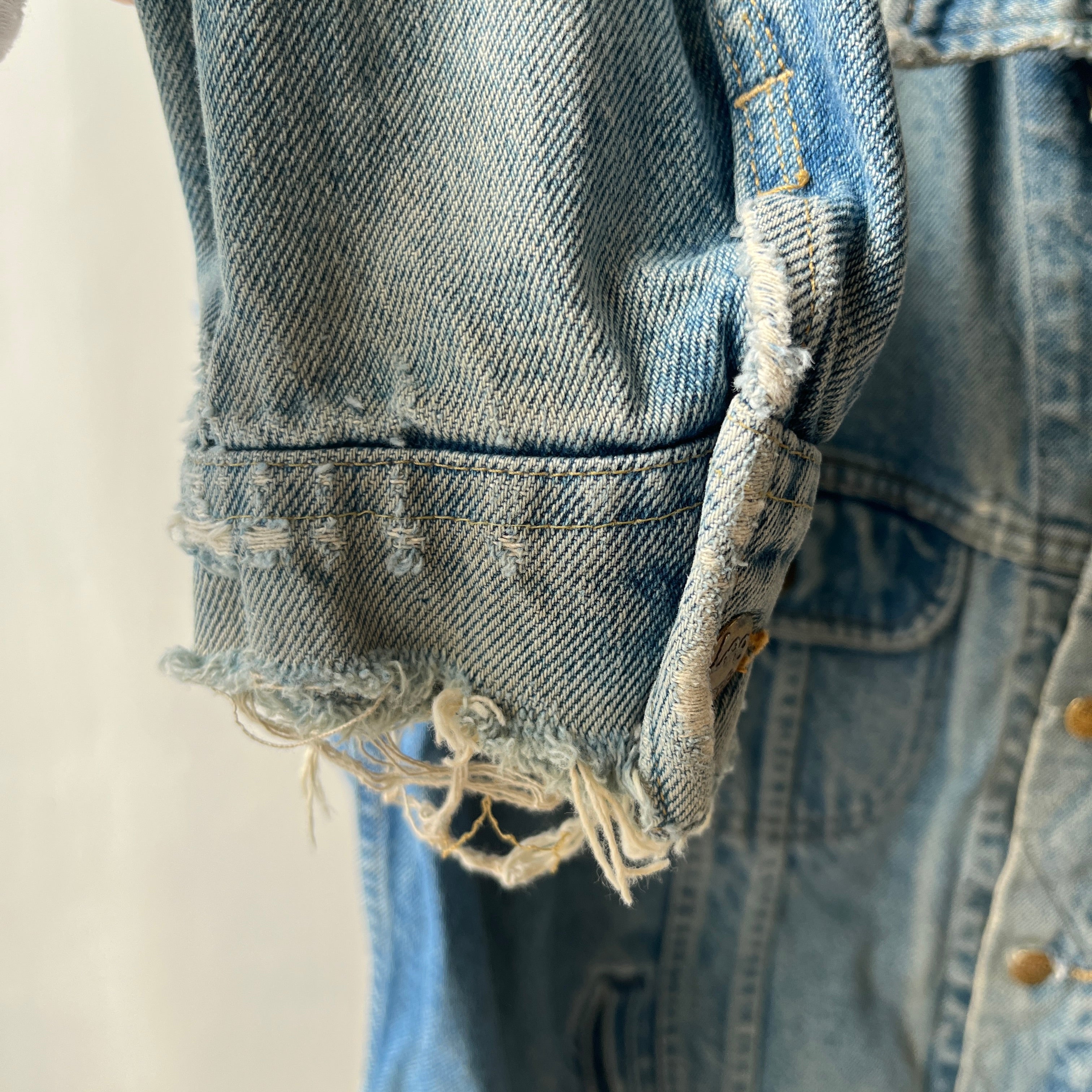 1980s Perfectly Tattered, Faded and Worn Lee Rider Denim Jean Jacket - WOWOWOWOW