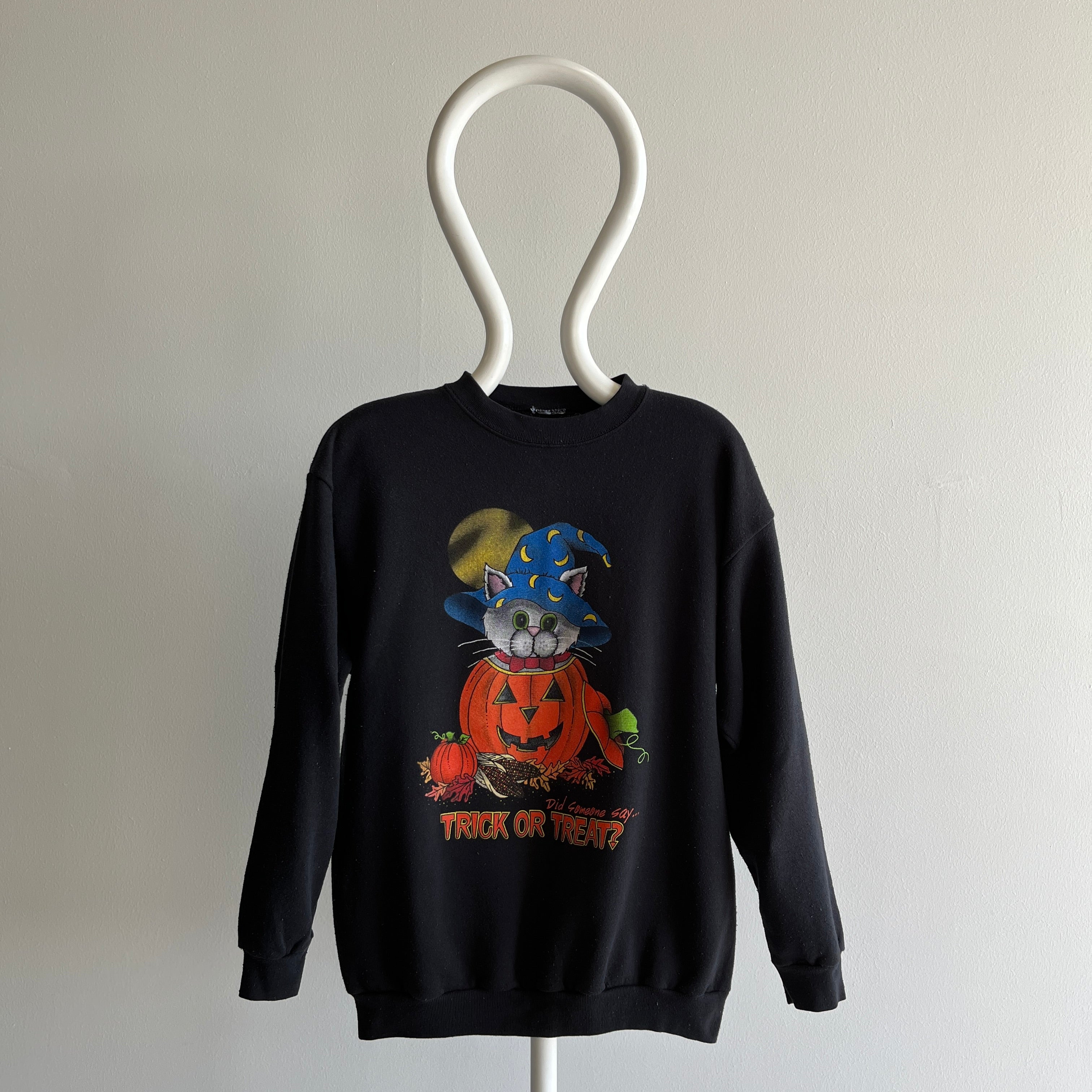 1990s Halloween Cat Sweatshirt - Oh My!