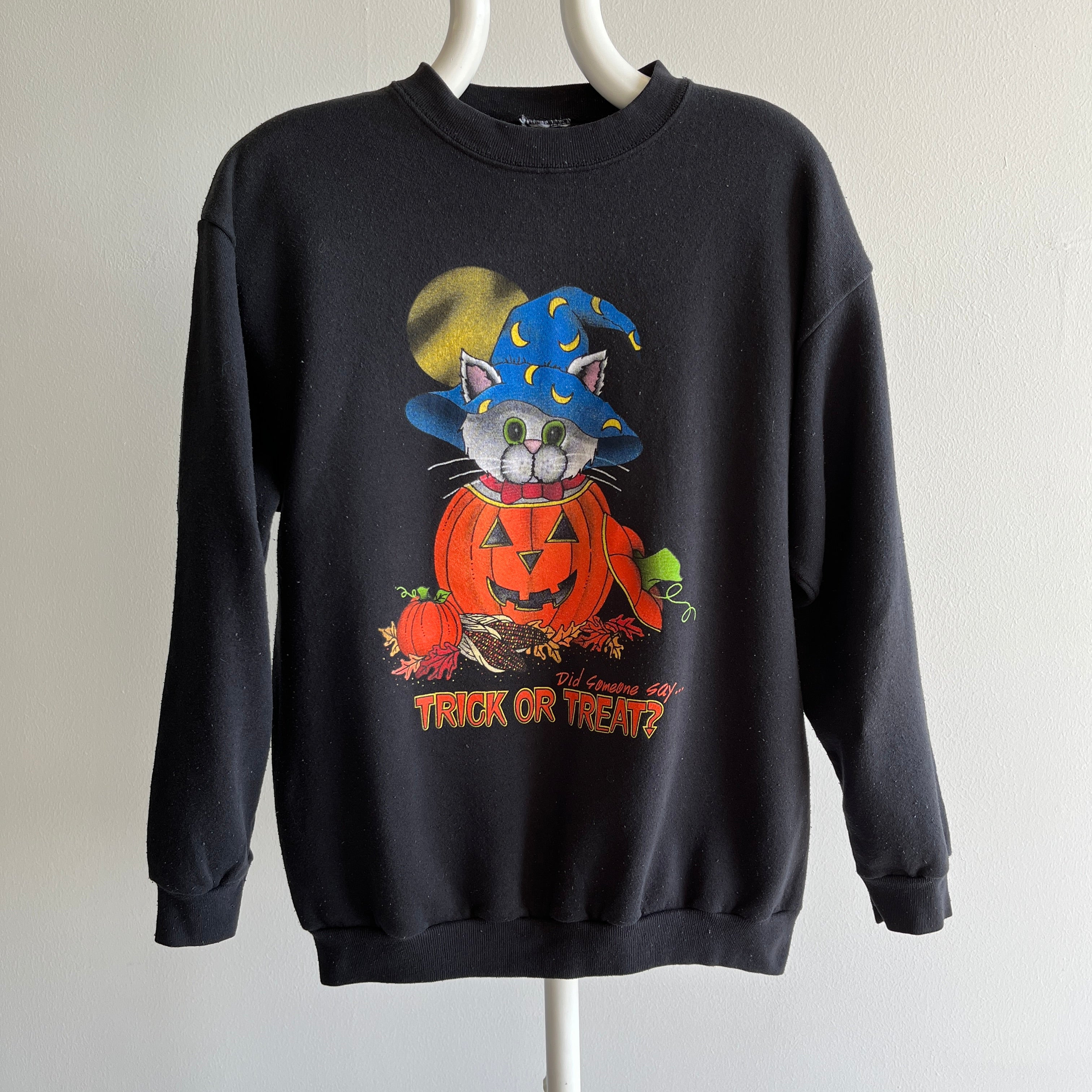 1990s Halloween Cat Sweatshirt - Oh My!