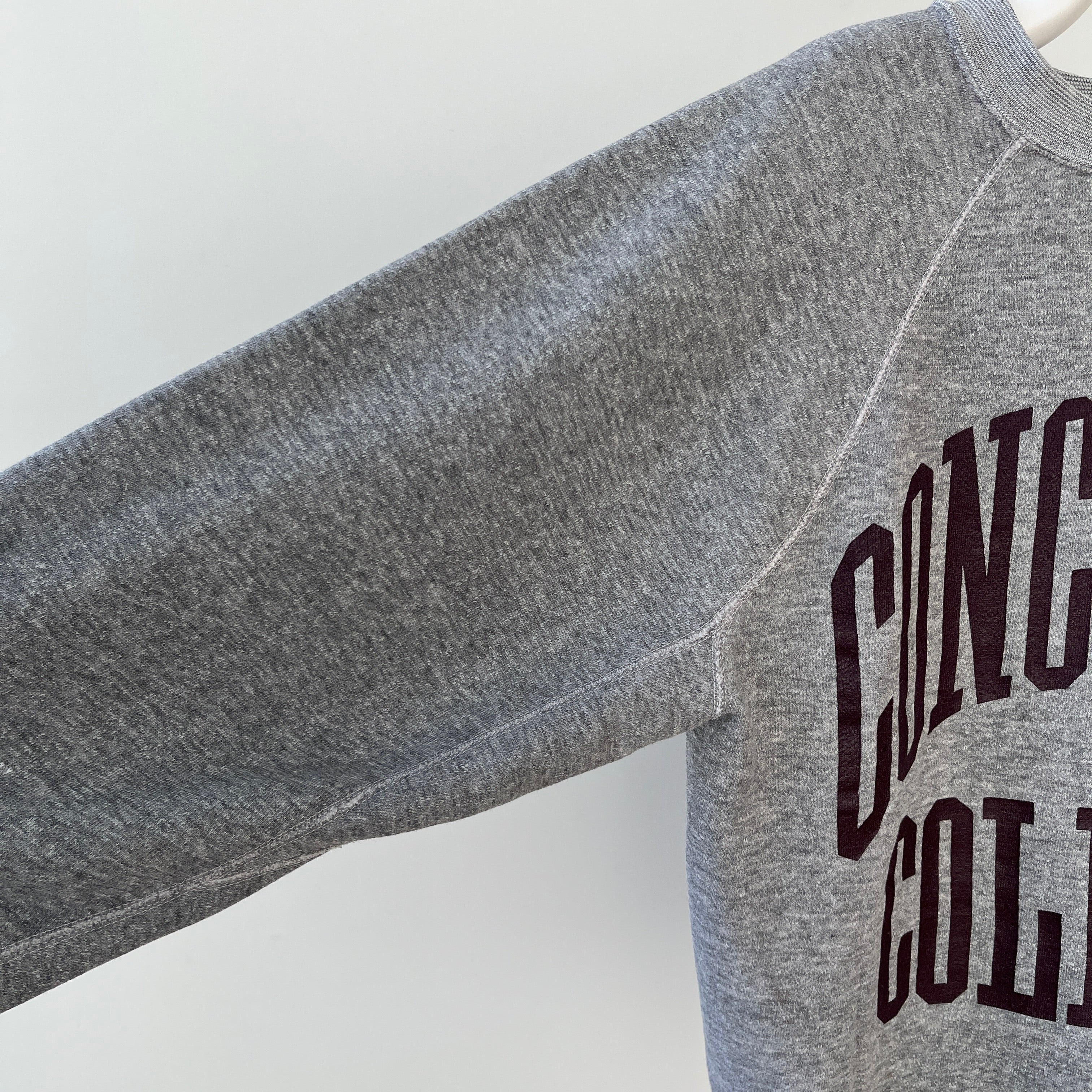 1970s Grey Concordia College Raglan Sweatshirt
