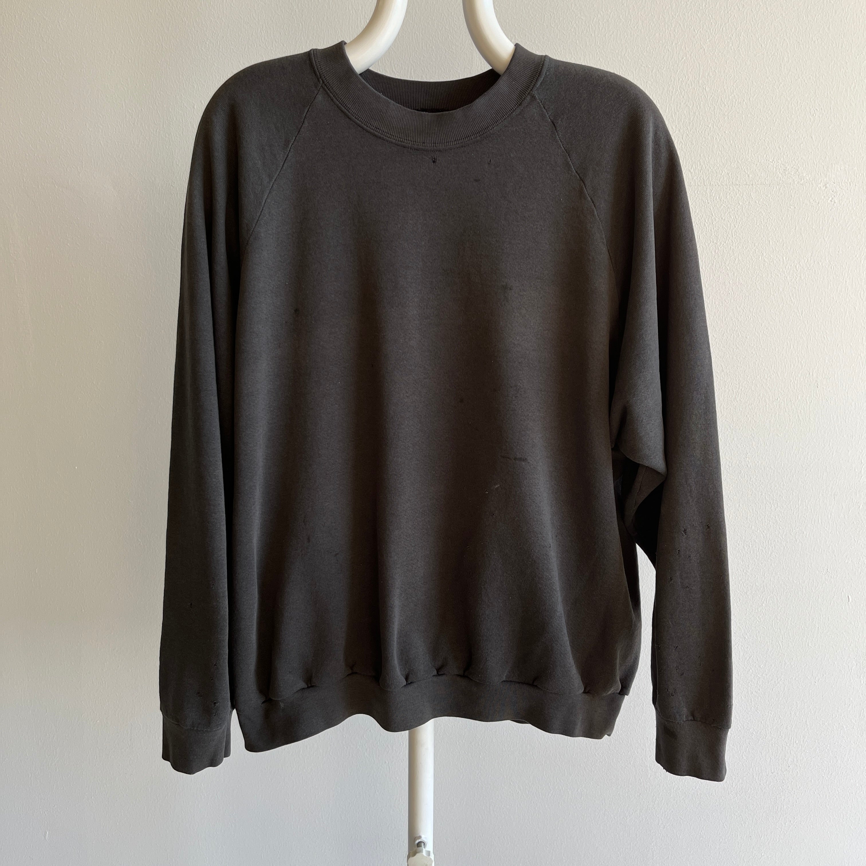 1980s Thinned Out and Disheveled Faded Black to Deep Gray Raglan