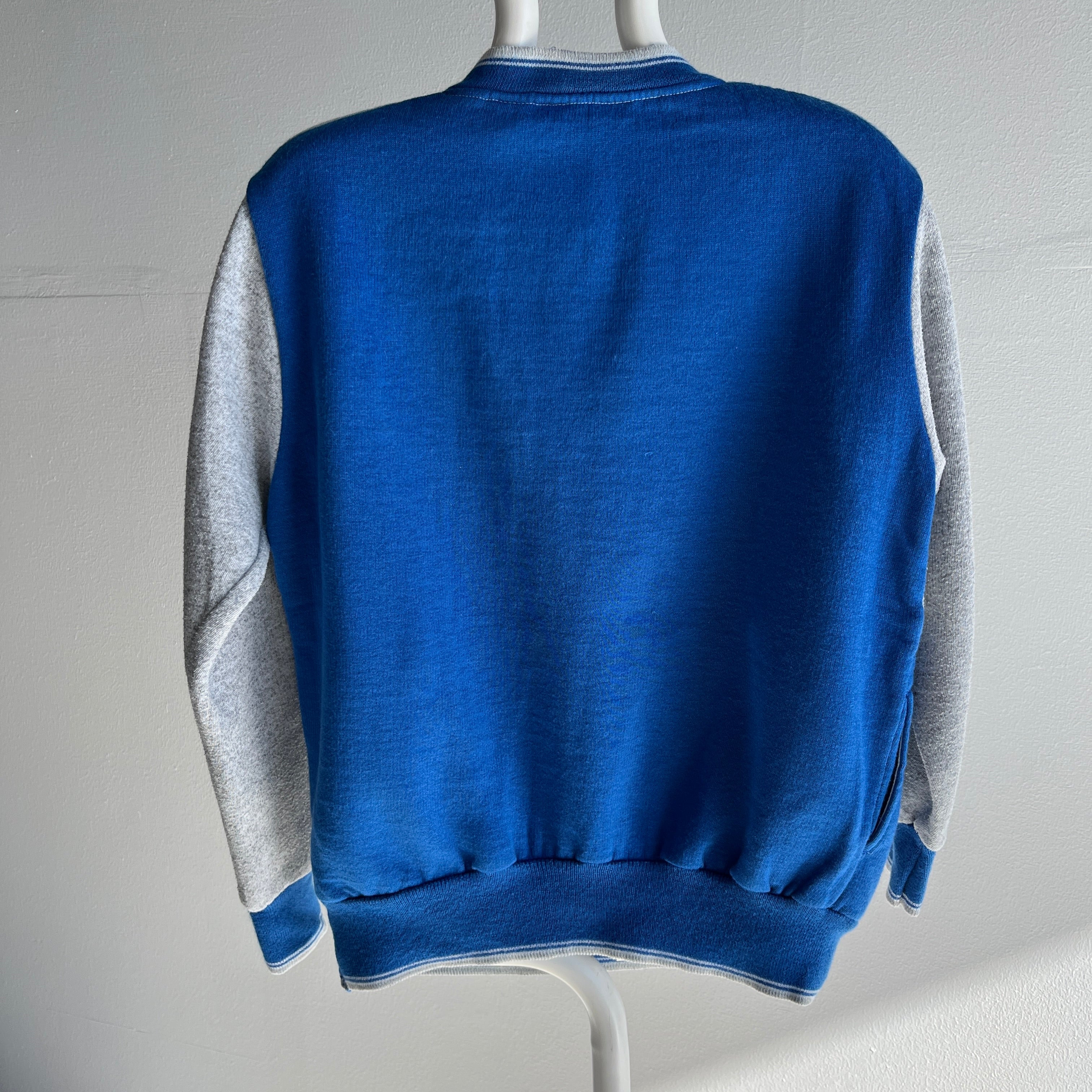 1980s Color Block Henley Sweatshirt with Pockets!