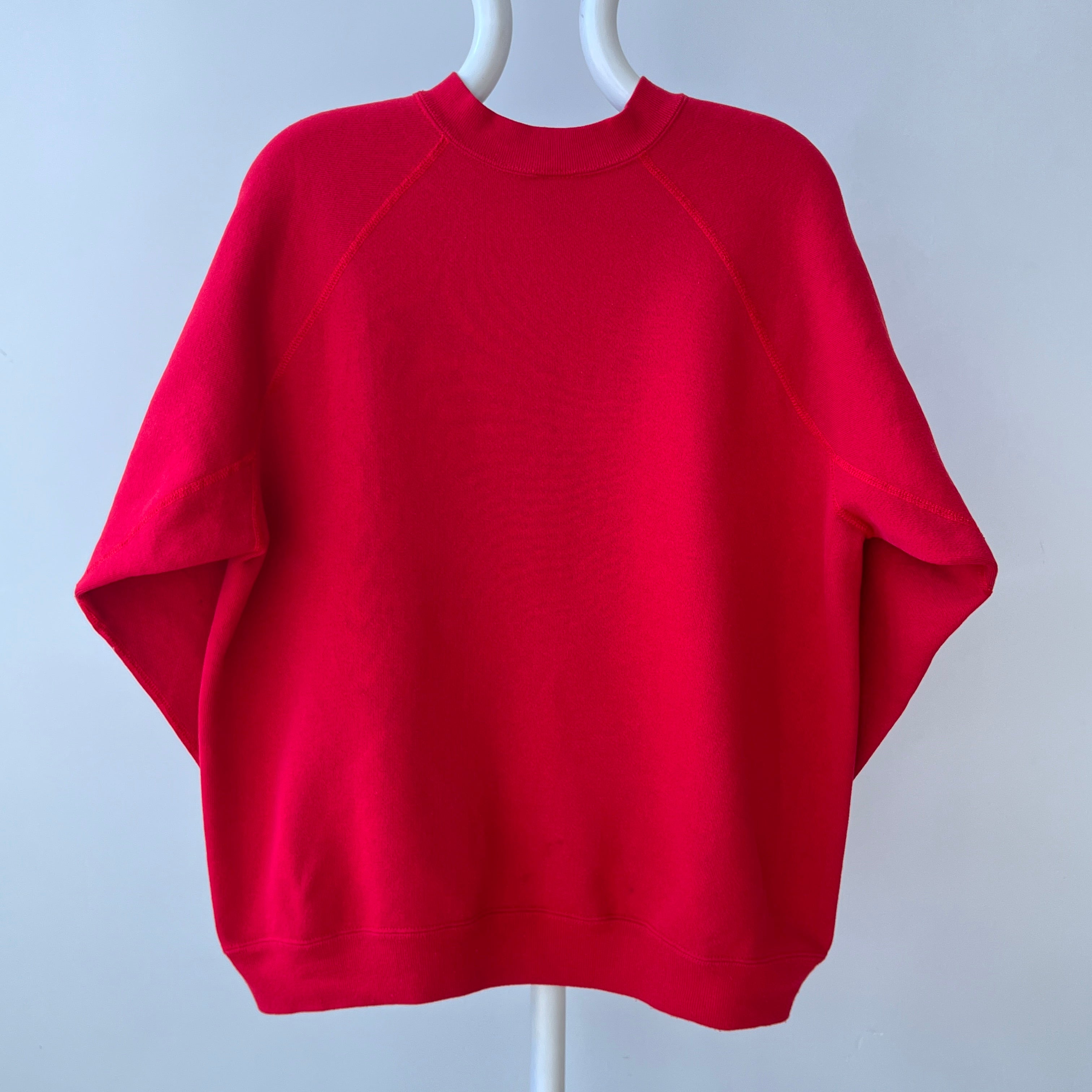 00s Heavy Weight Blank Black Sweatshirt par FOTL - Structuré