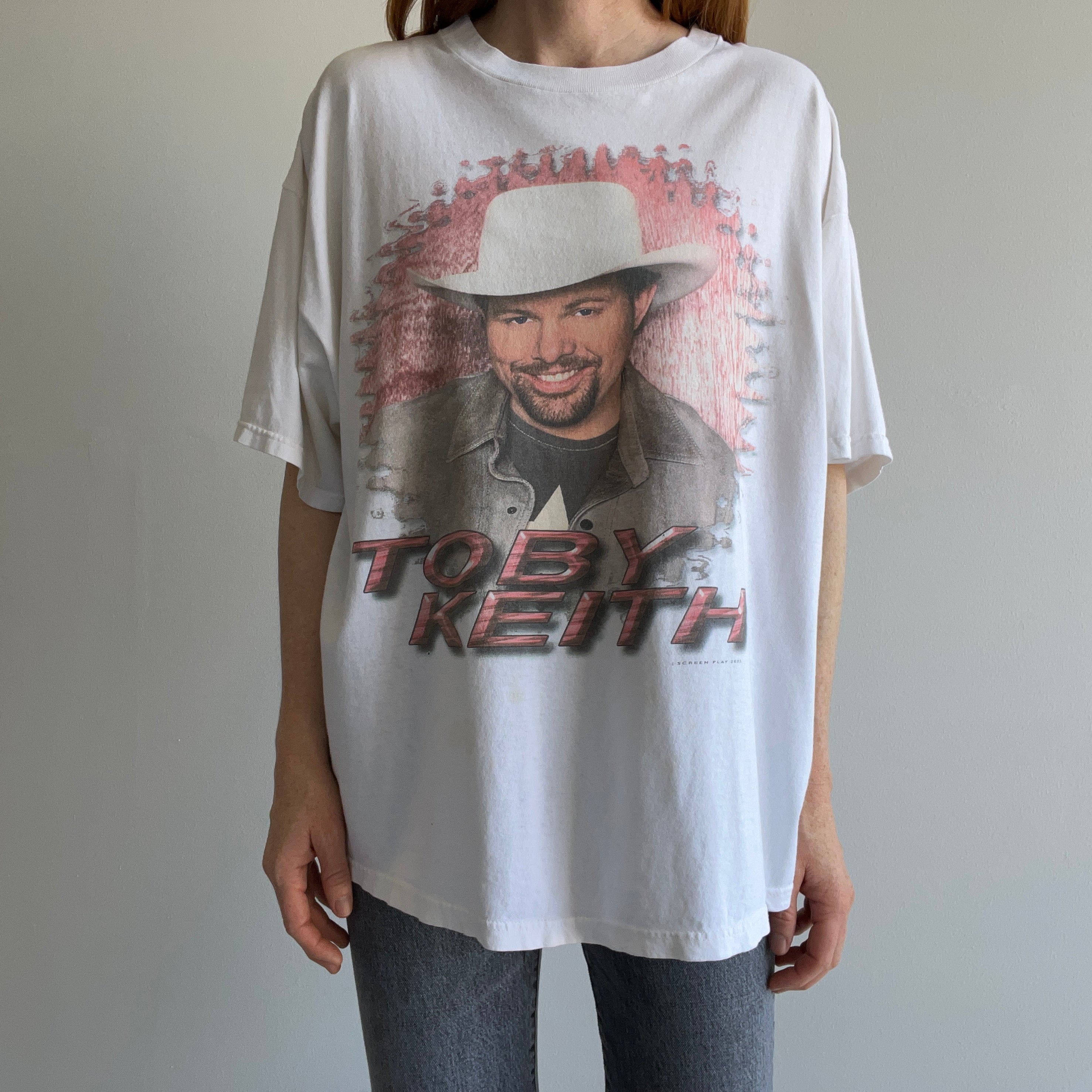 2003 Toby Keith Front and Back Thinned Out and Beat Up T-Shirt