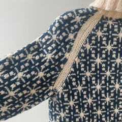 1950s Hand Knit Turtle Neck Sweater - !!!