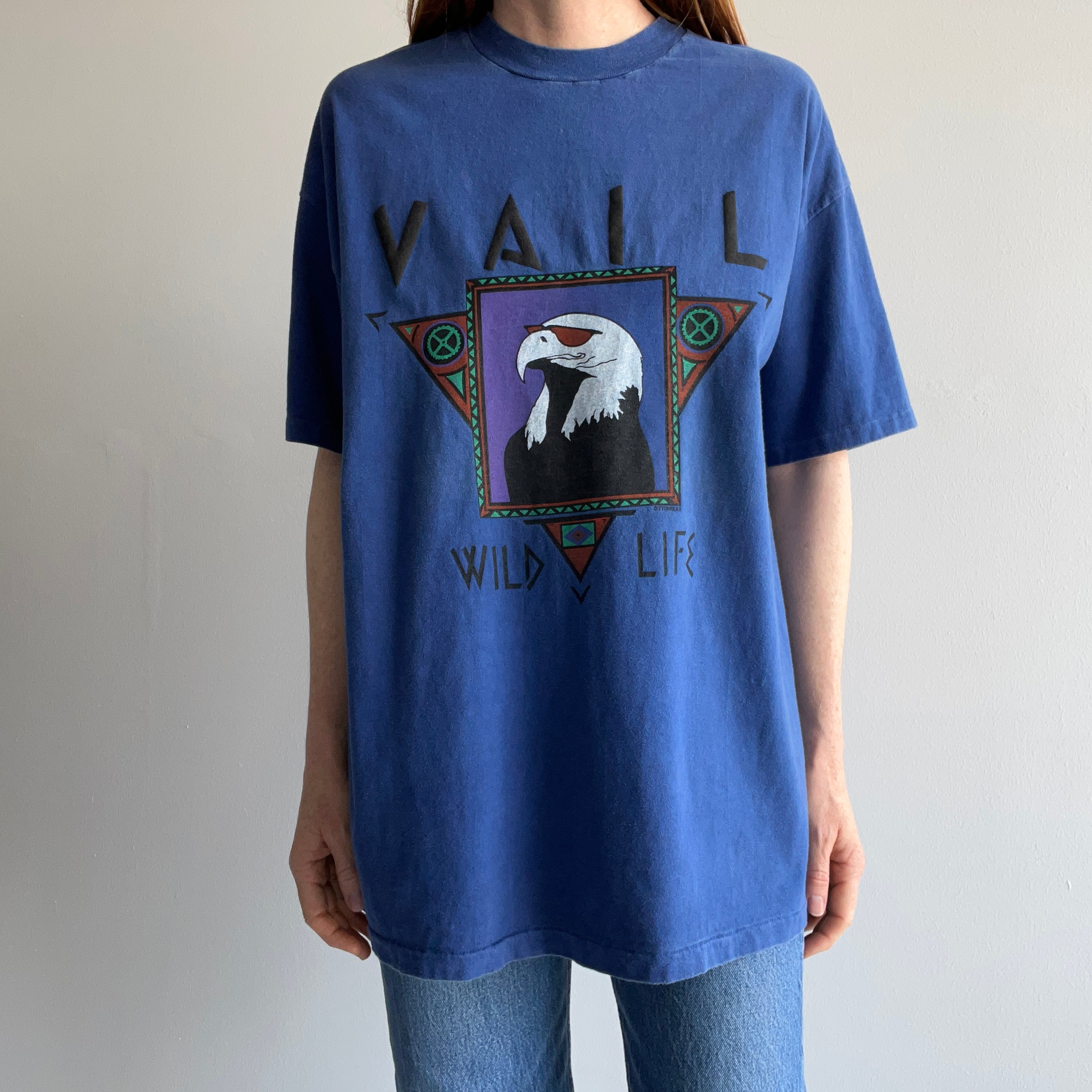 1990s Vail Wild Life - Eagle In Sunnies T-Shirt
