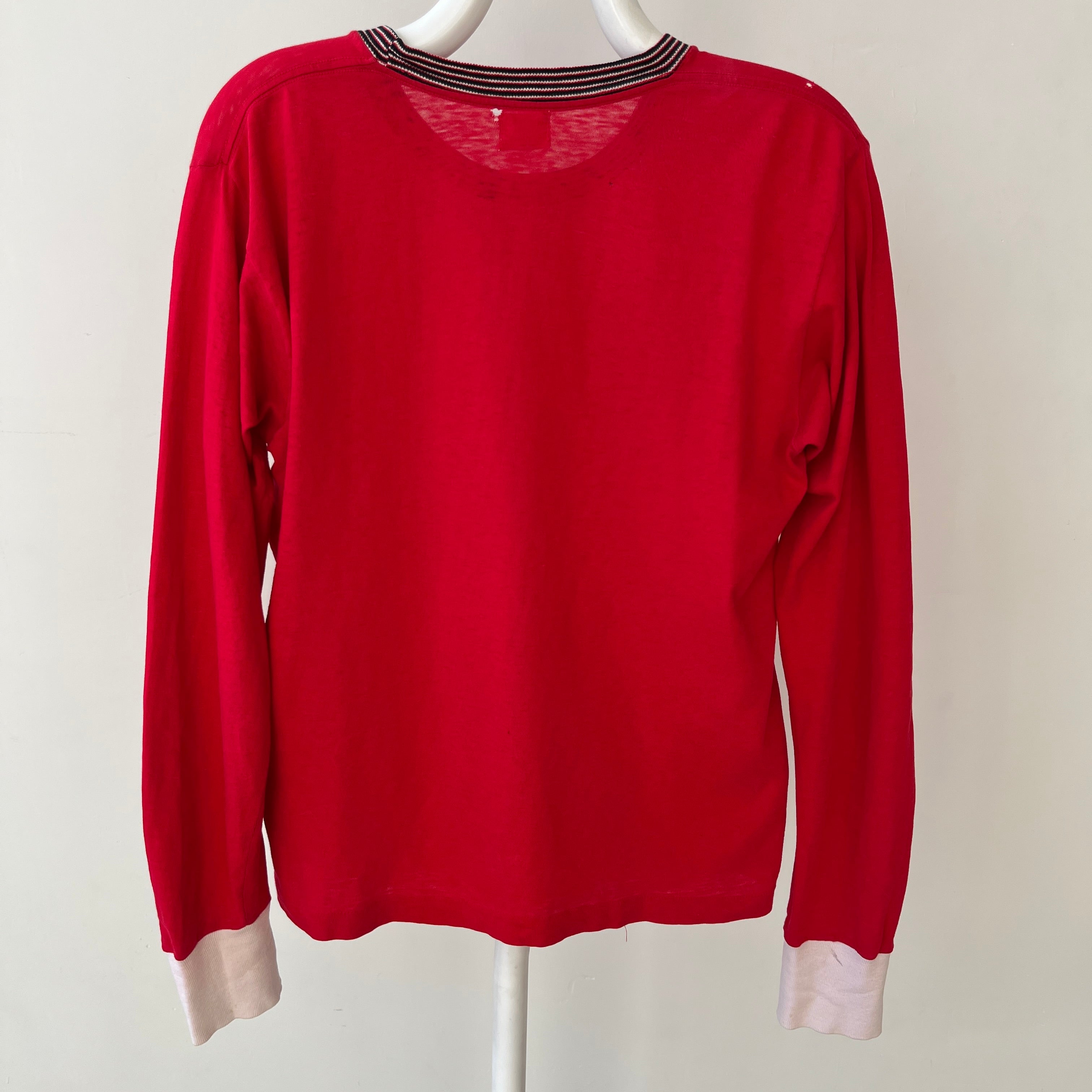 T-shirt teinté de peinture noire vierge des années 00