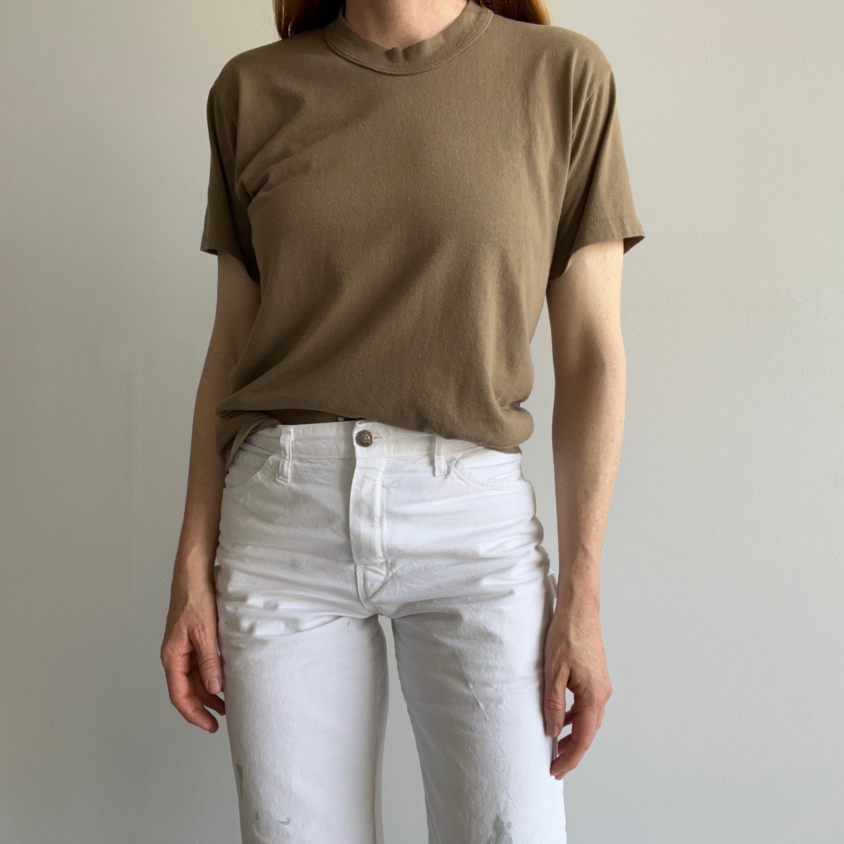 1980s Flat White Colored Blank Brown Rolled Neck T-Shirt