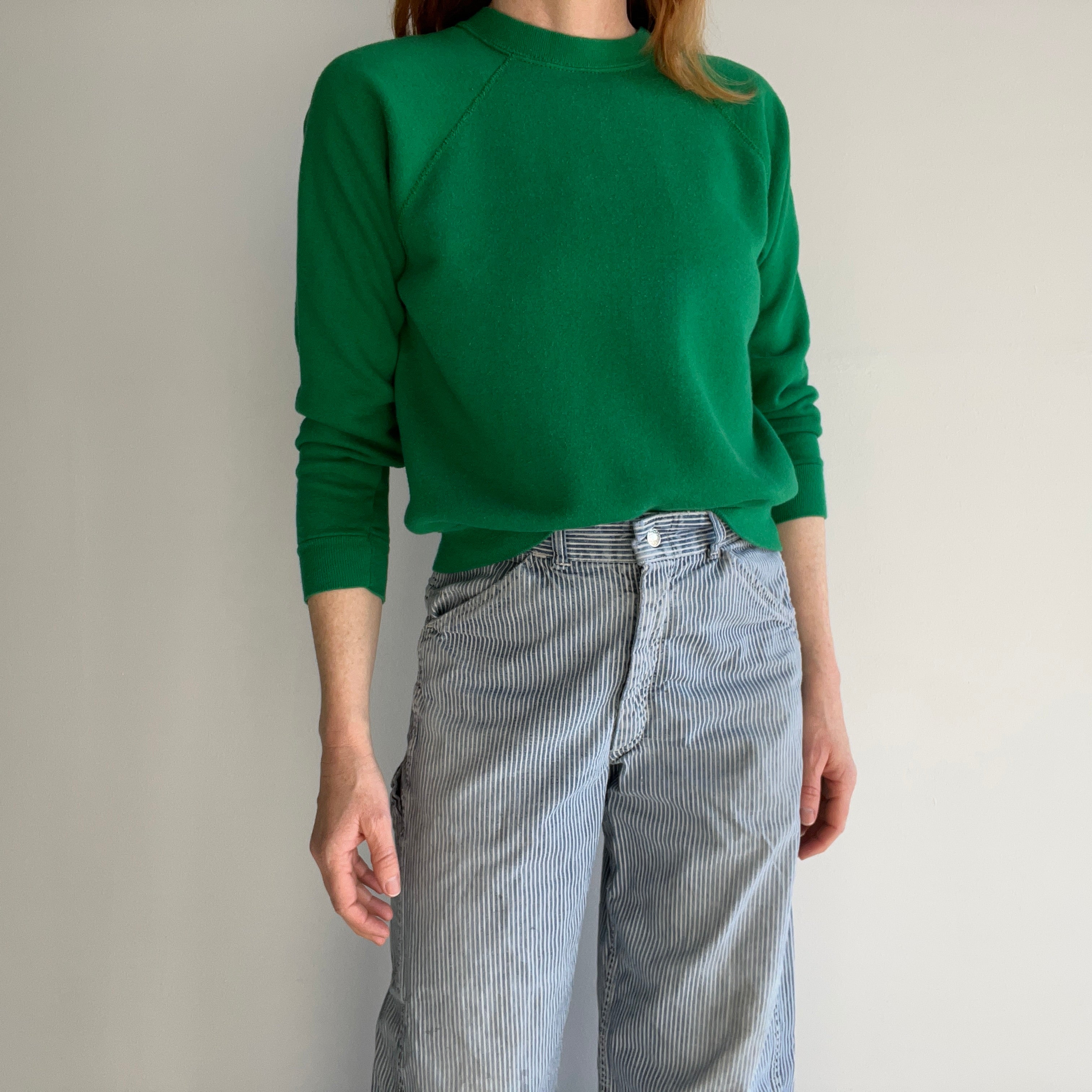 1980s Sweet Smaller Kelly Green Sweatshirt by Tultex