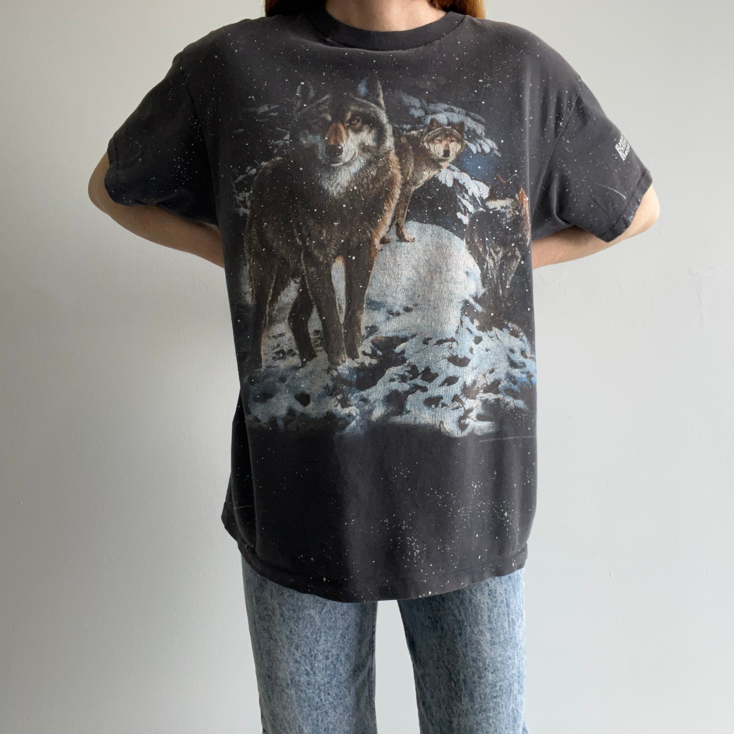 1994 Wolves in the Snow T-Shirt from the Benezett Store in PA