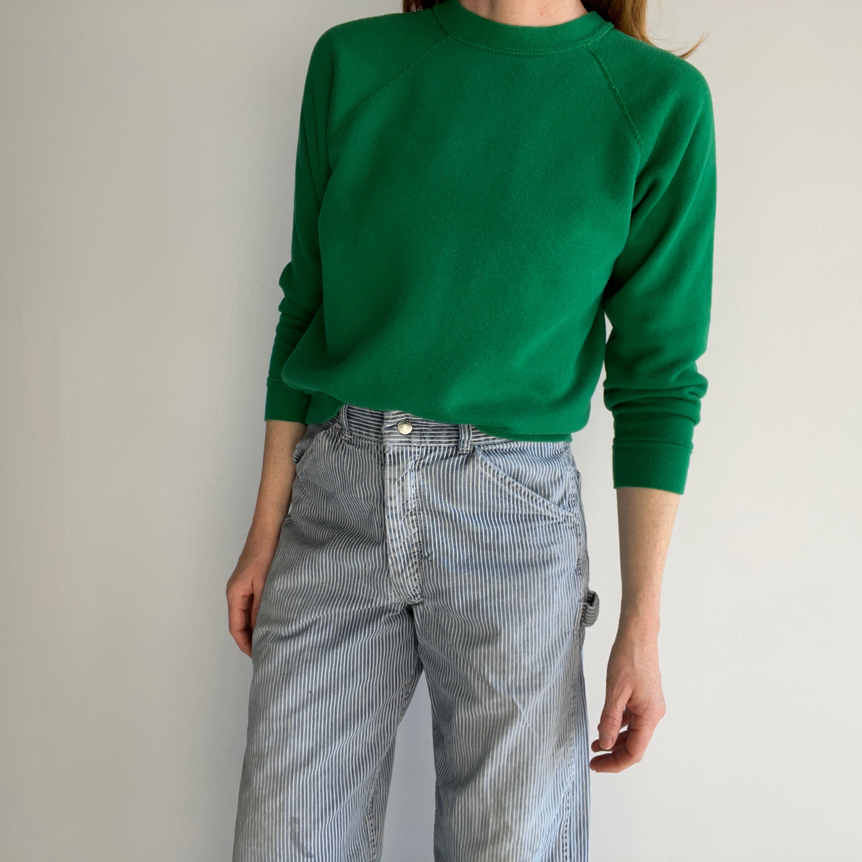 1980s Sweet Smaller Kelly Green Sweatshirt by Tultex