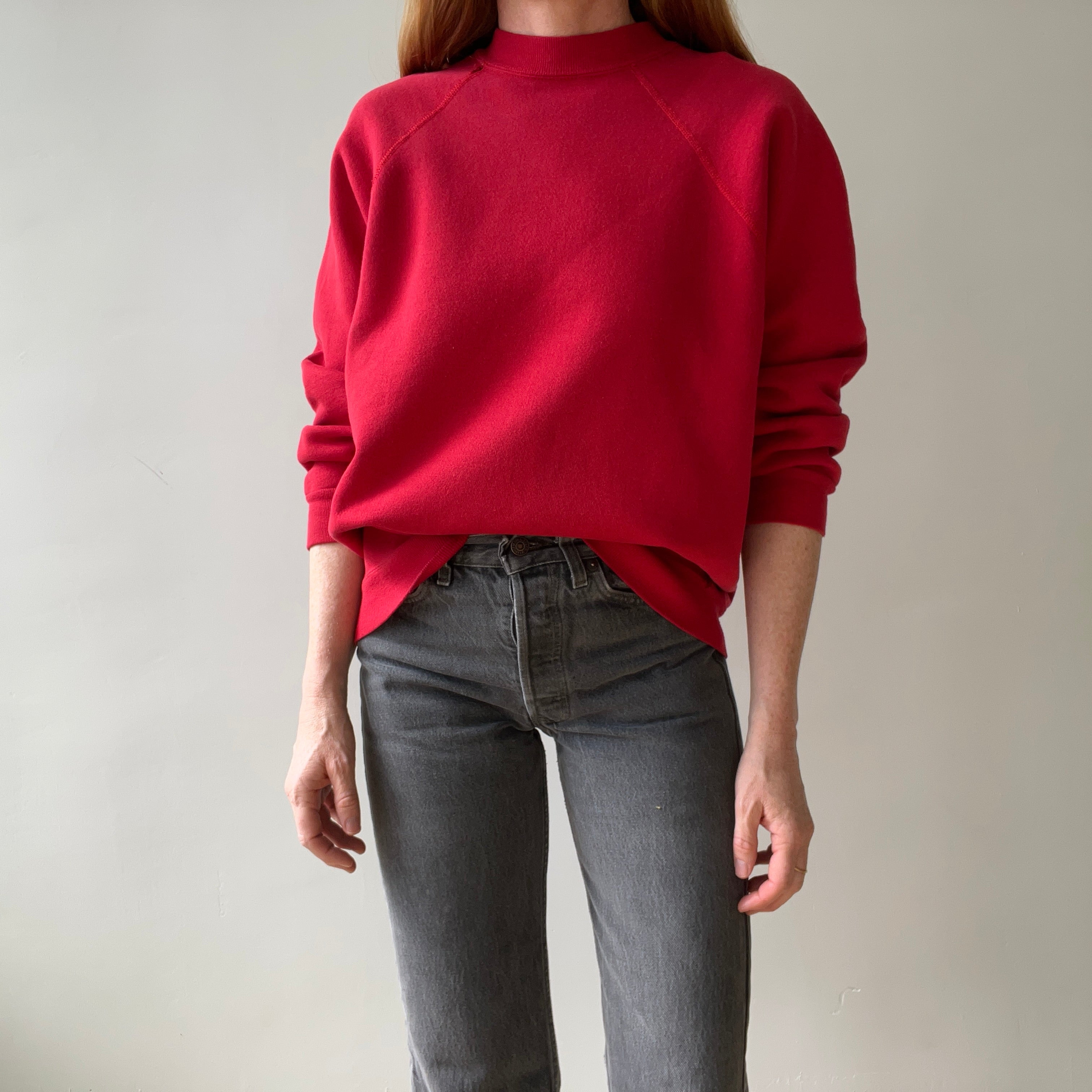 00s Heavy Weight Blank Black Sweatshirt par FOTL - Structuré