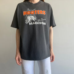 1995 Madison Wisconsin Hooters T-Shirt