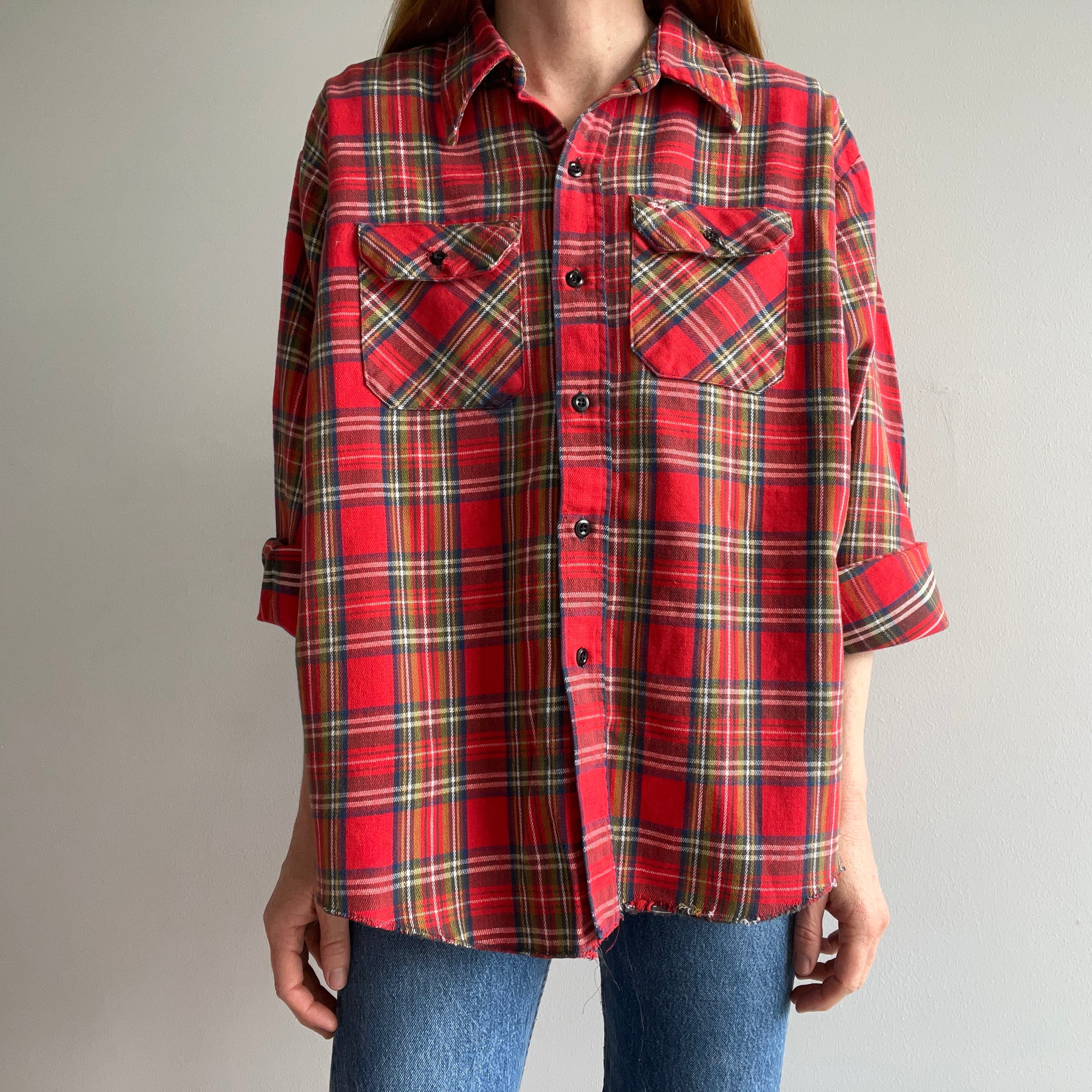 1980s Shredded Hem Cotton Flannel - Awesome Knit