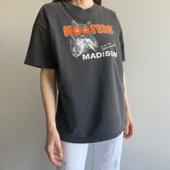 1995 Madison Wisconsin Hooters T-Shirt