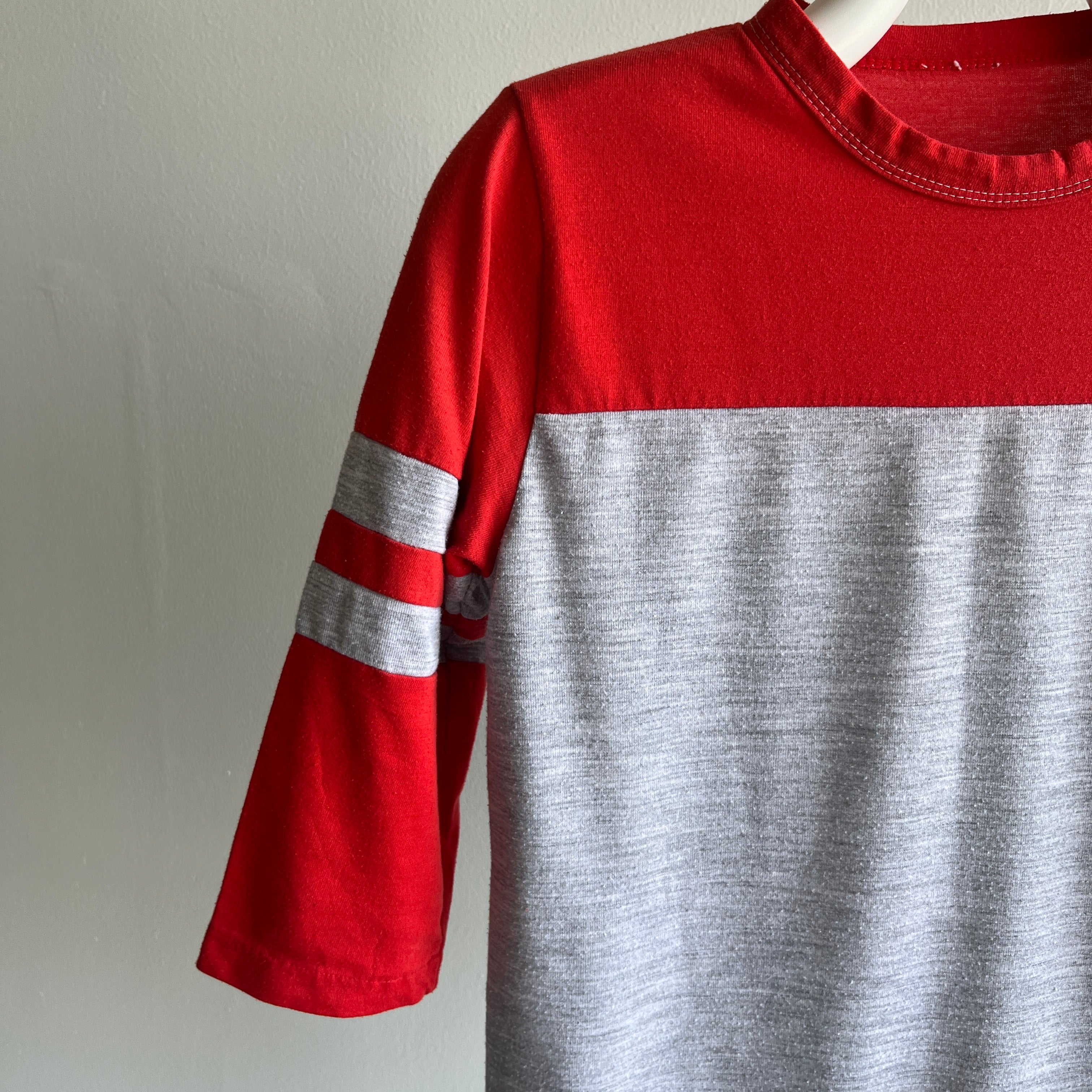 1980s Red and Gray Two Tone Double Stripe 1/2 Sleeve T-Shirt