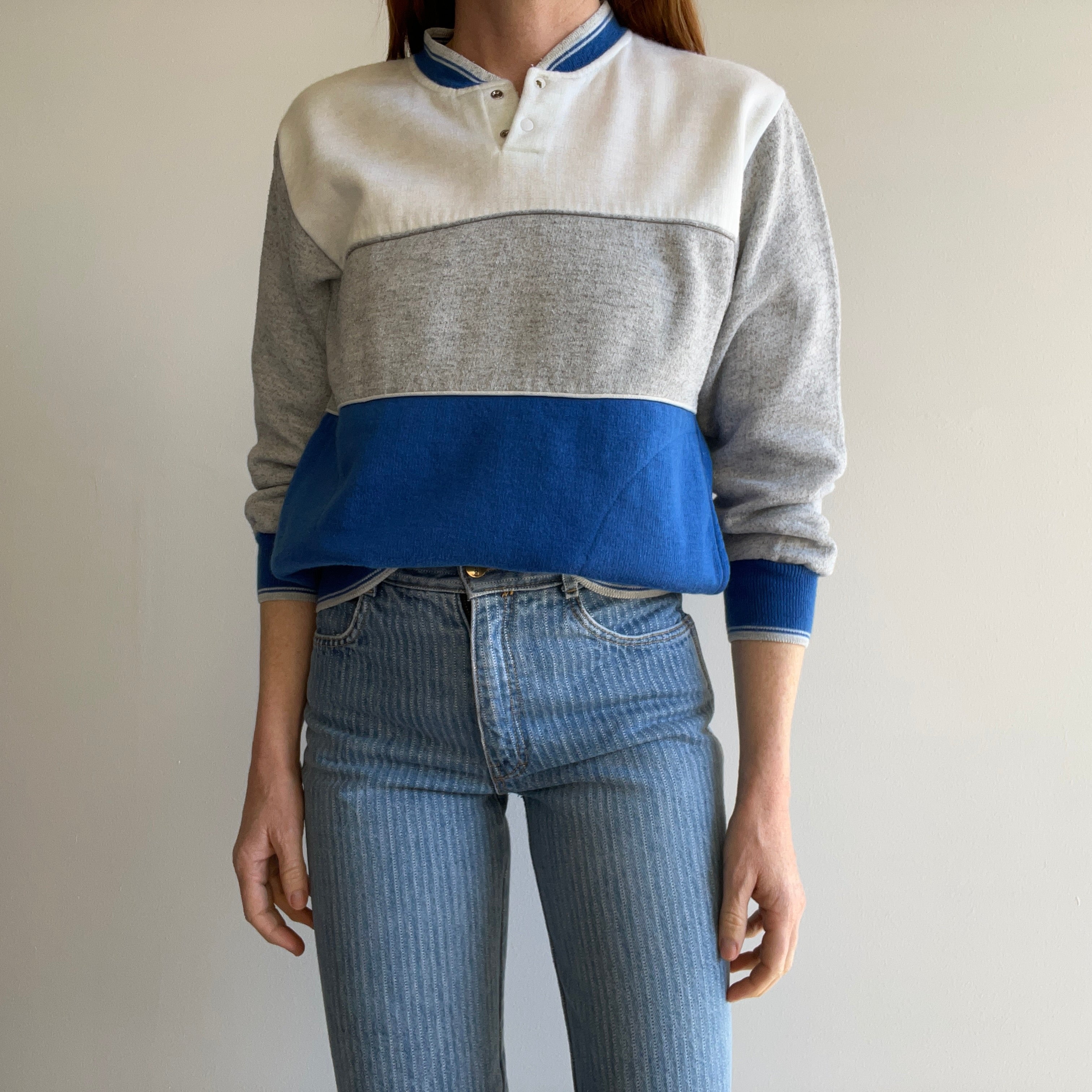 1980s Color Block Henley Sweatshirt with Pockets!