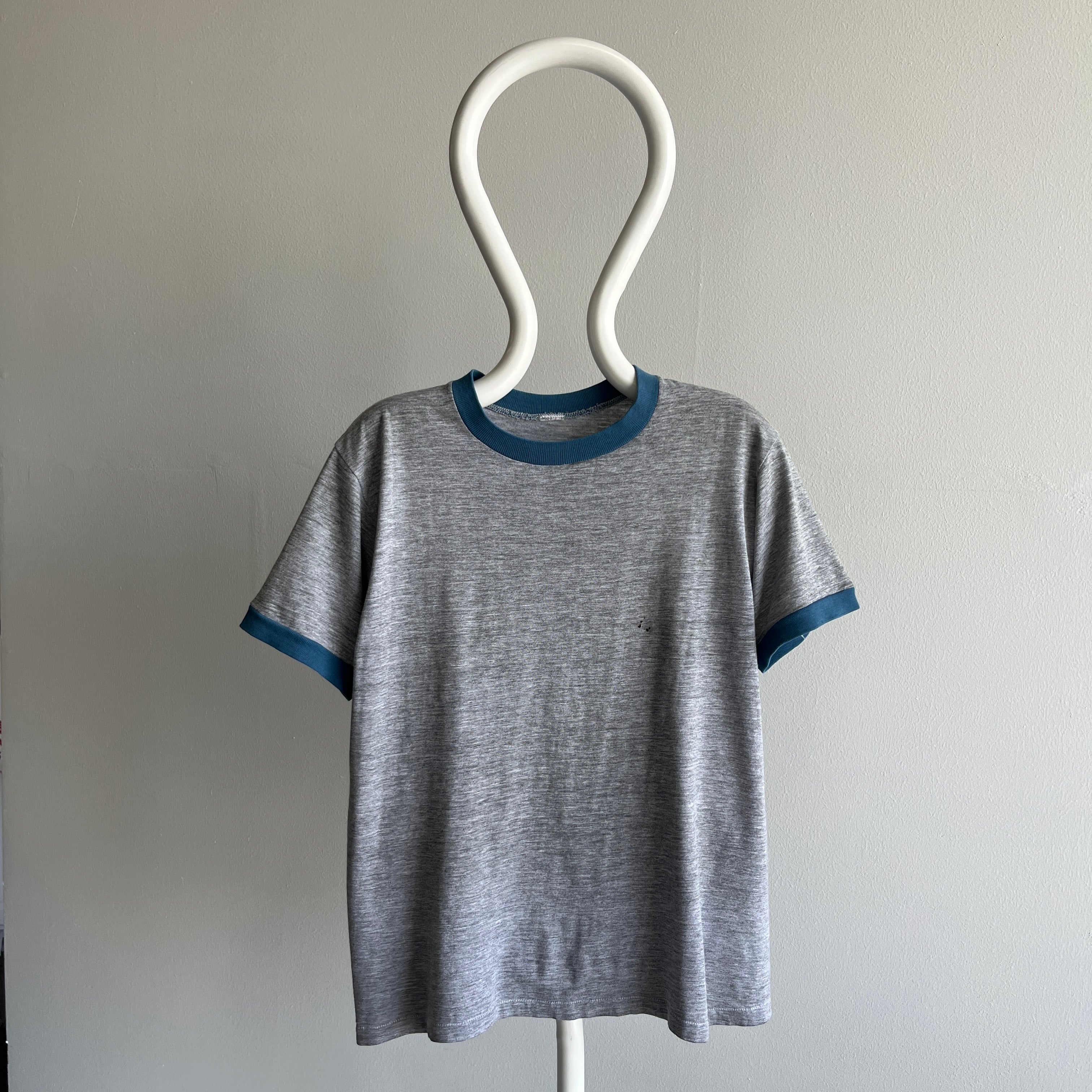 1970/80s Two Tone Gray and Blue Ring T-Shirt (Single Stitch and Worn)