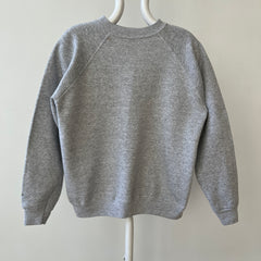 00s Heavy Weight Blank Black Sweatshirt par FOTL - Structuré