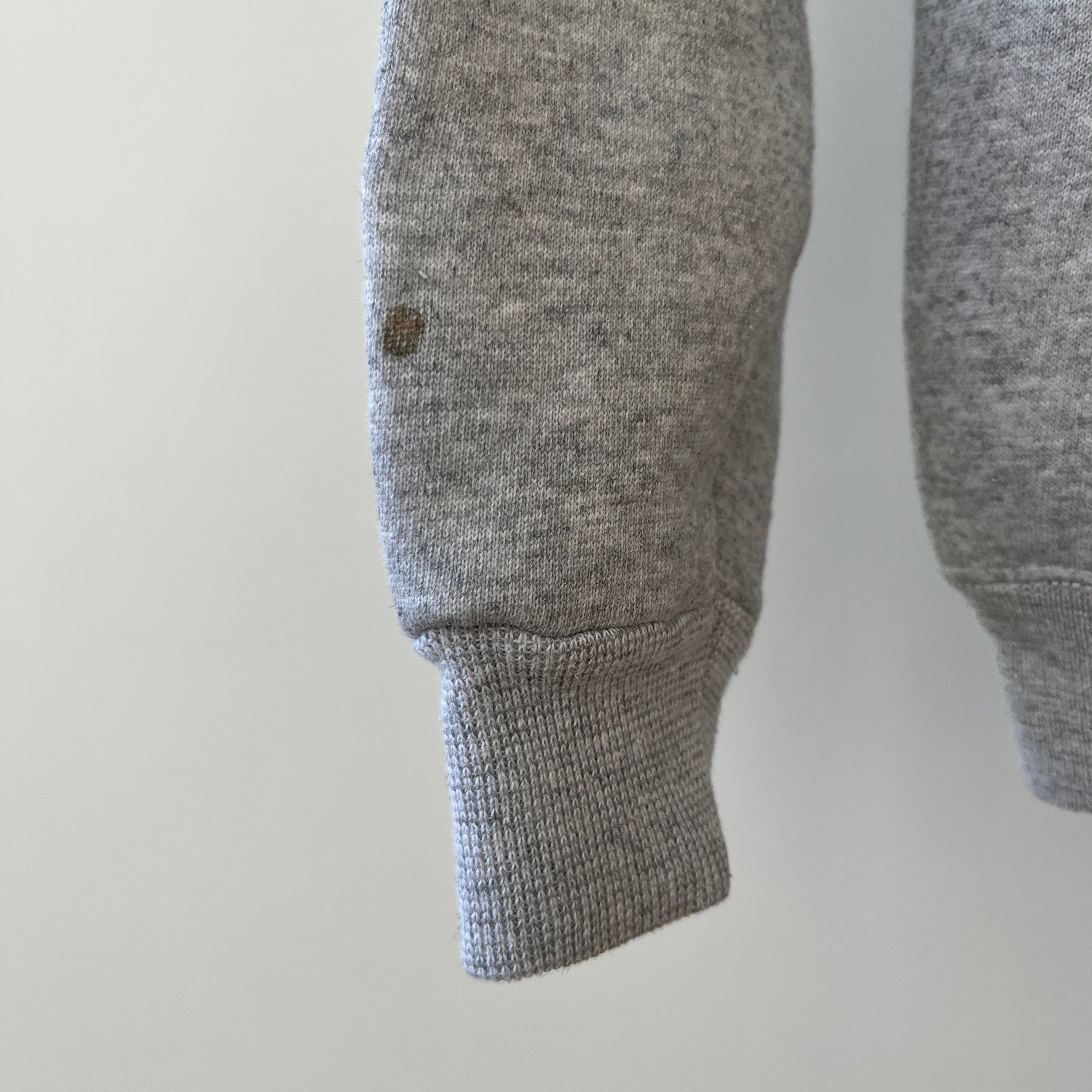 00s Heavy Weight Blank Black Sweatshirt par FOTL - Structuré