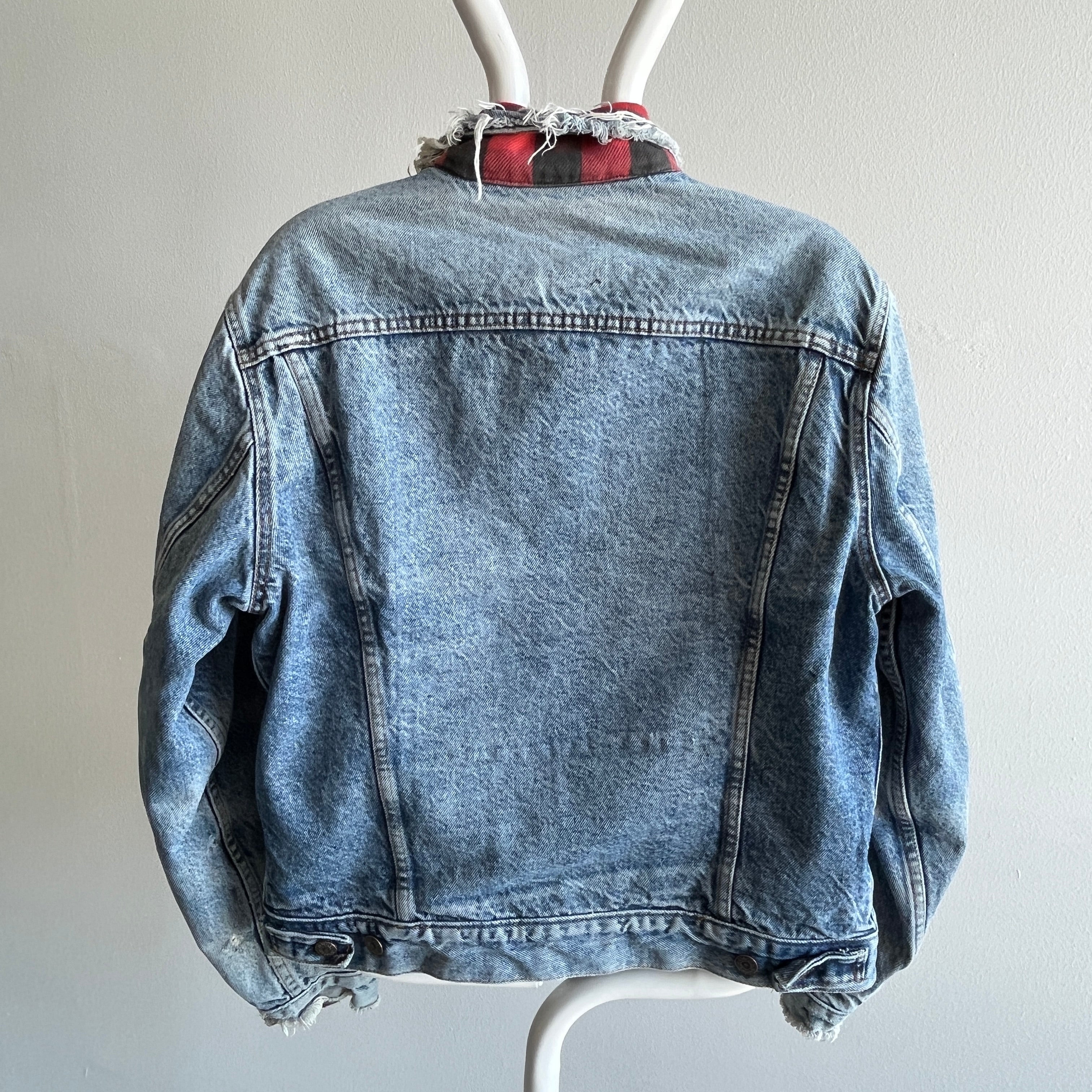 1990s Beautifully Beat Up Buffalo Plaid Cotton Lined Levi's Trucker Denim Jean Jacket