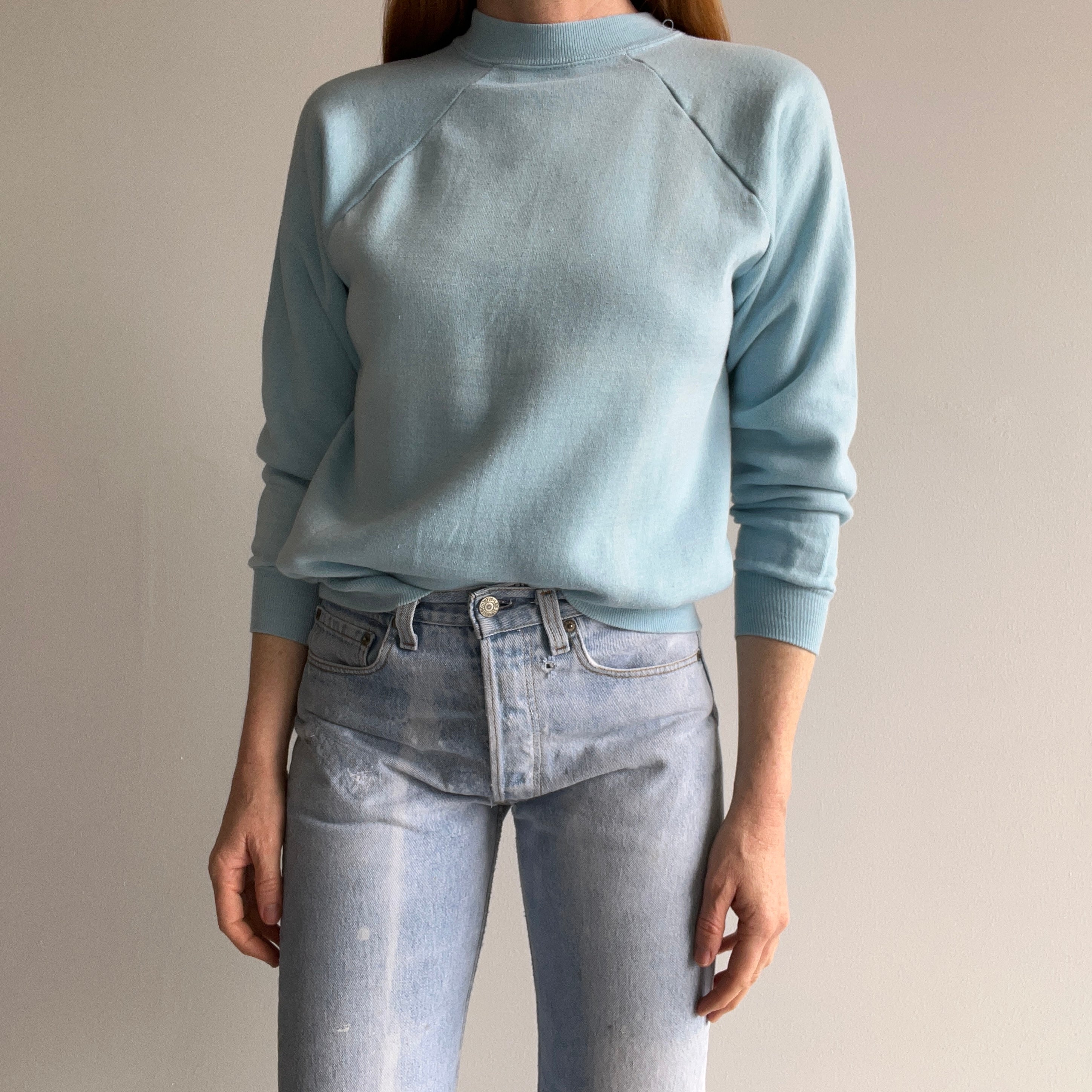 1970/80s Perfectly Soft as a Cloud Blue Raglan Sweatshirt
