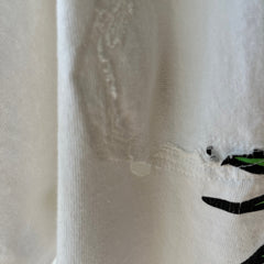 1990s MTV Beach TV with Great 90s Content on the Backside and Mending