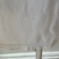 1990s MTV Beach TV with Great 90s Content on the Backside and Mending