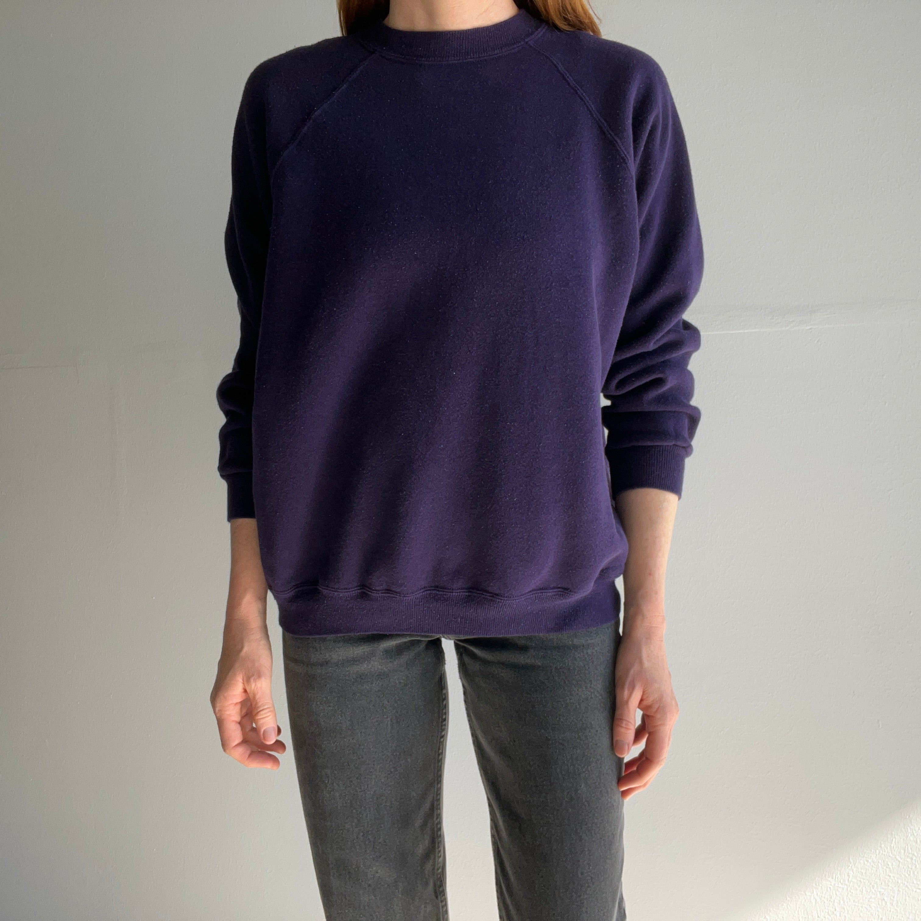 1990s Unique Indigo/Ink Blue/Purple Raglan Sweatshirt