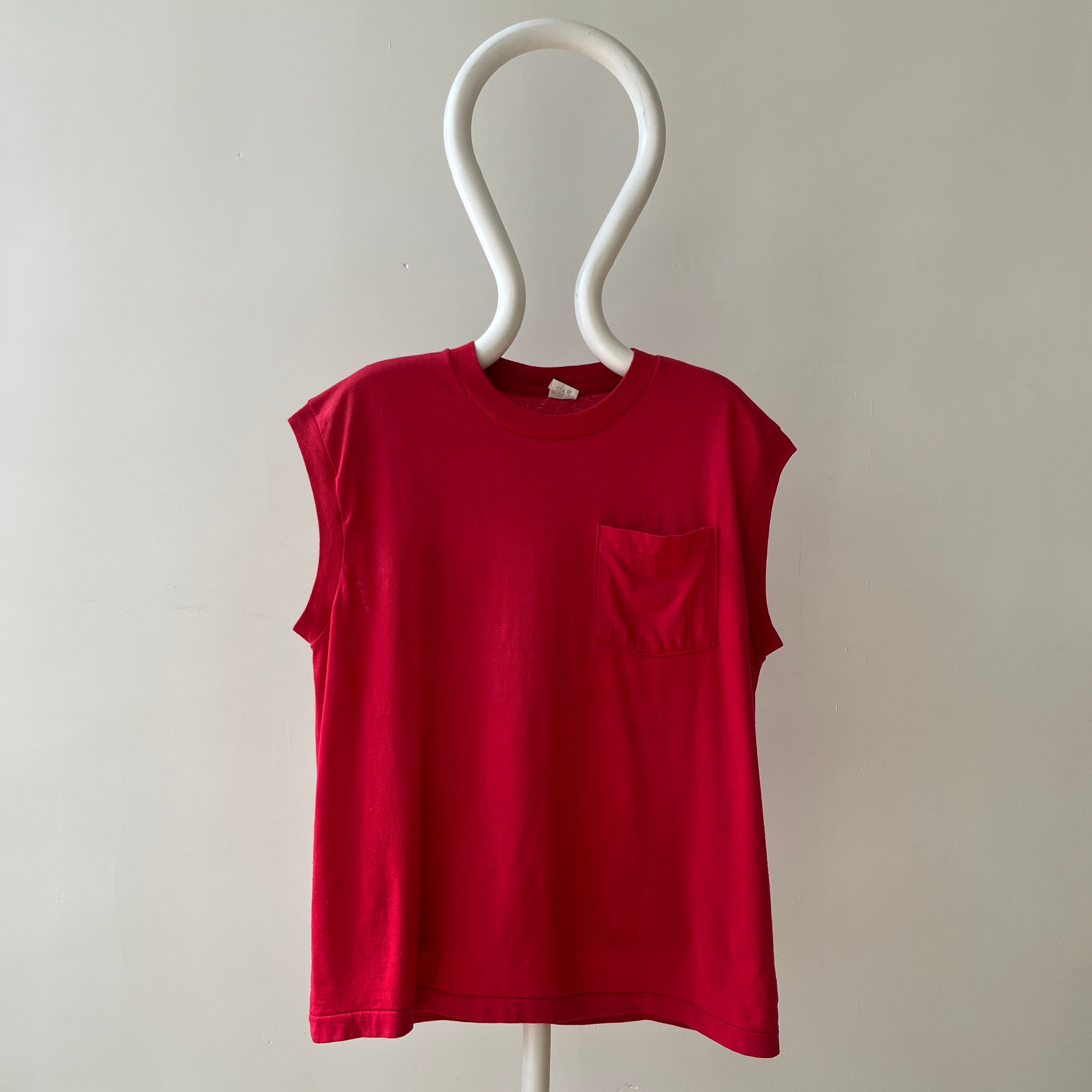 T-shirt teinté de peinture noire vierge des années 00