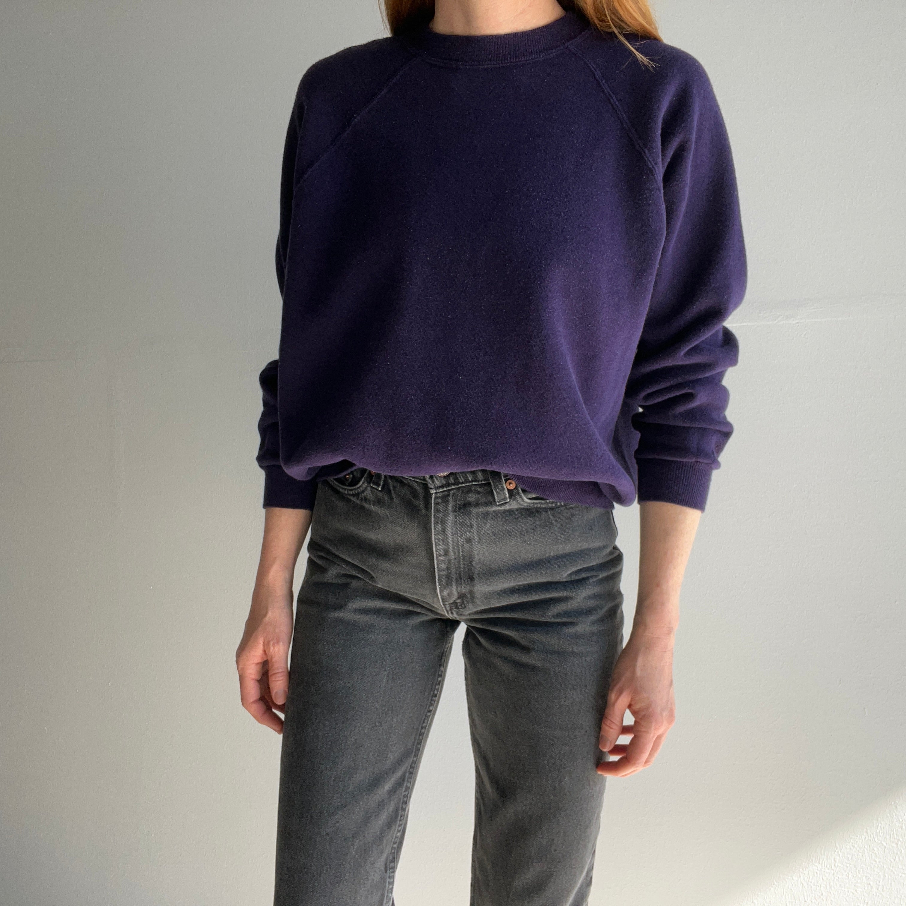 1990s Unique Indigo/Ink Blue/Purple Raglan Sweatshirt