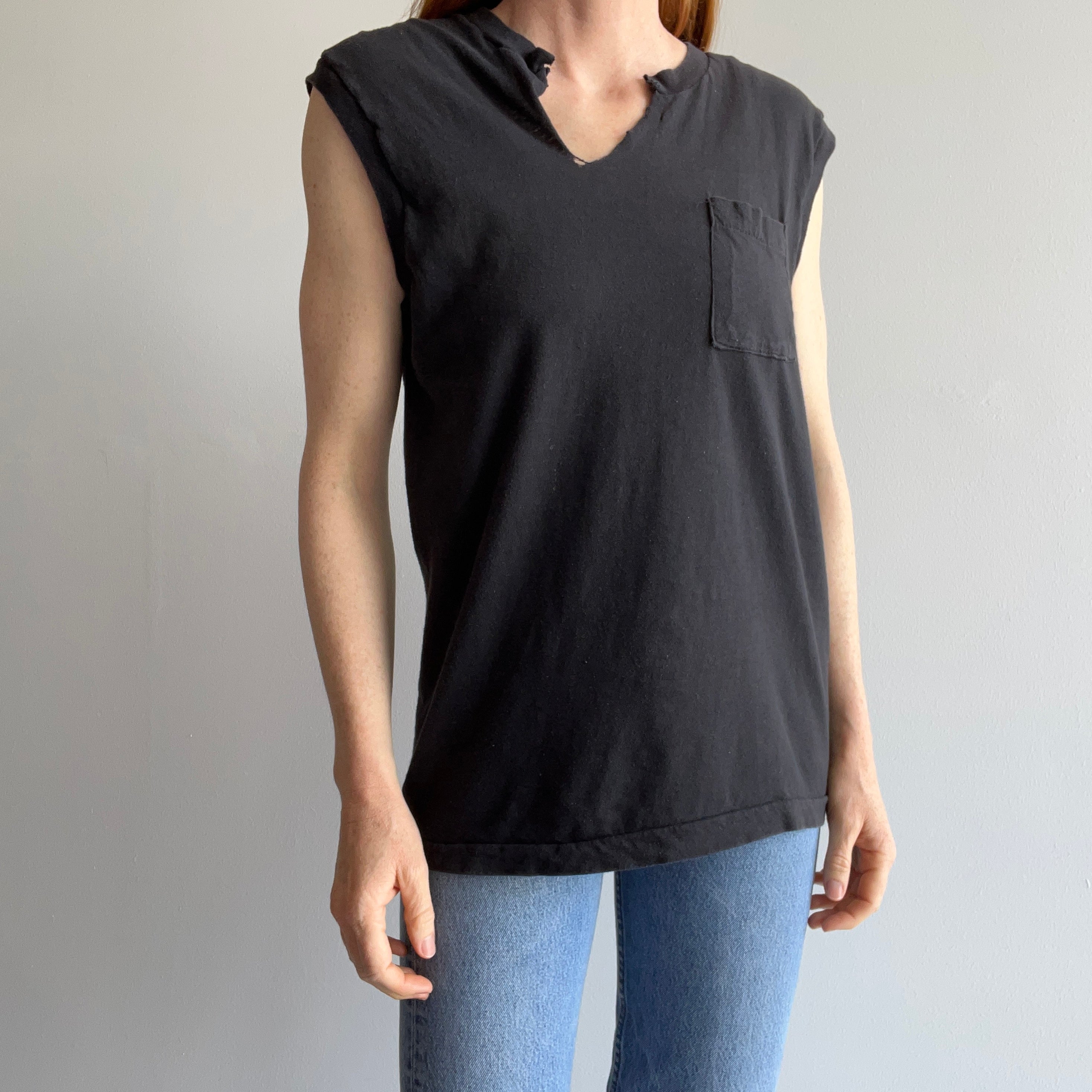 1980s Cut Neck Blank Black Muscle Tank