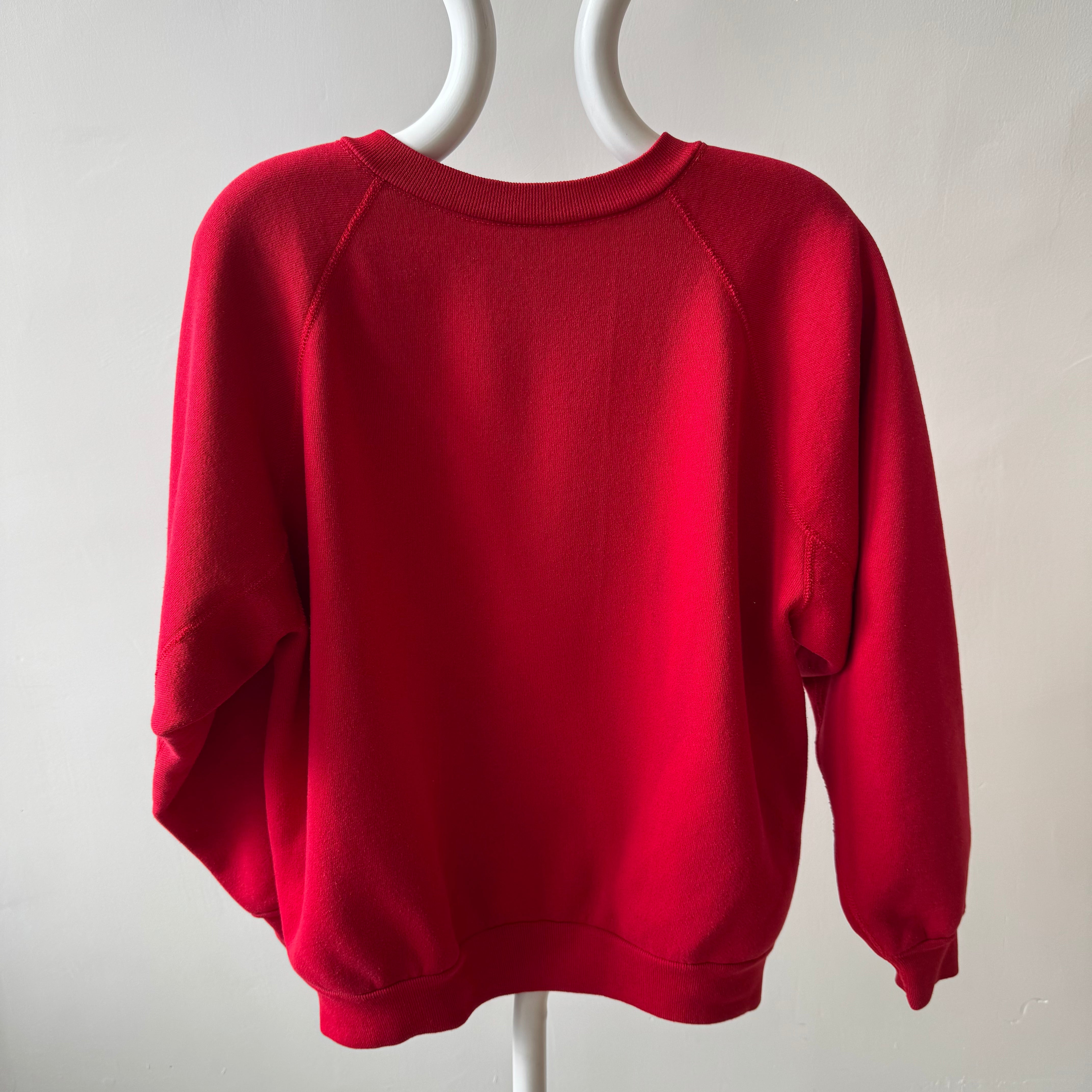 1980s Discus Perfectly Red Slightly Structured Raglan Sweatshirt - WOW