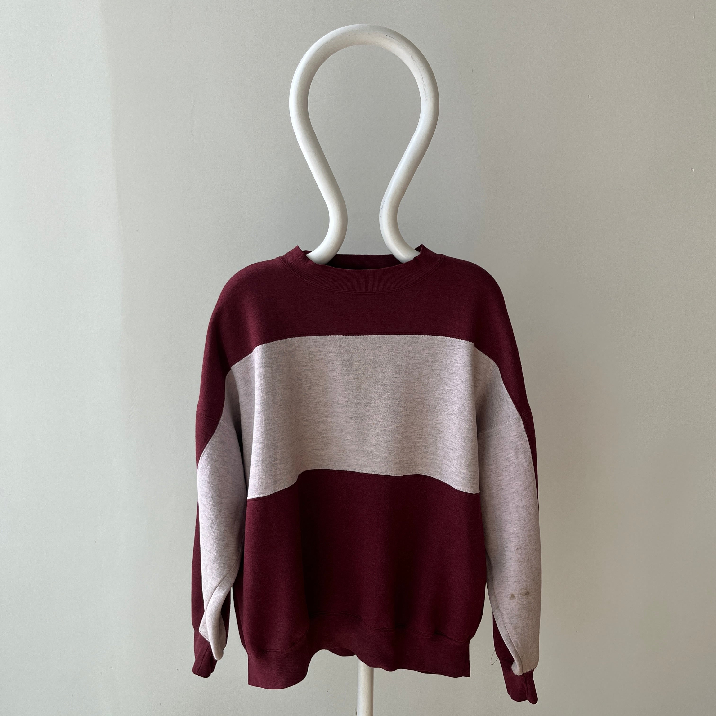 1980/90s Color Block Sweatshirt - Gray and Maroon