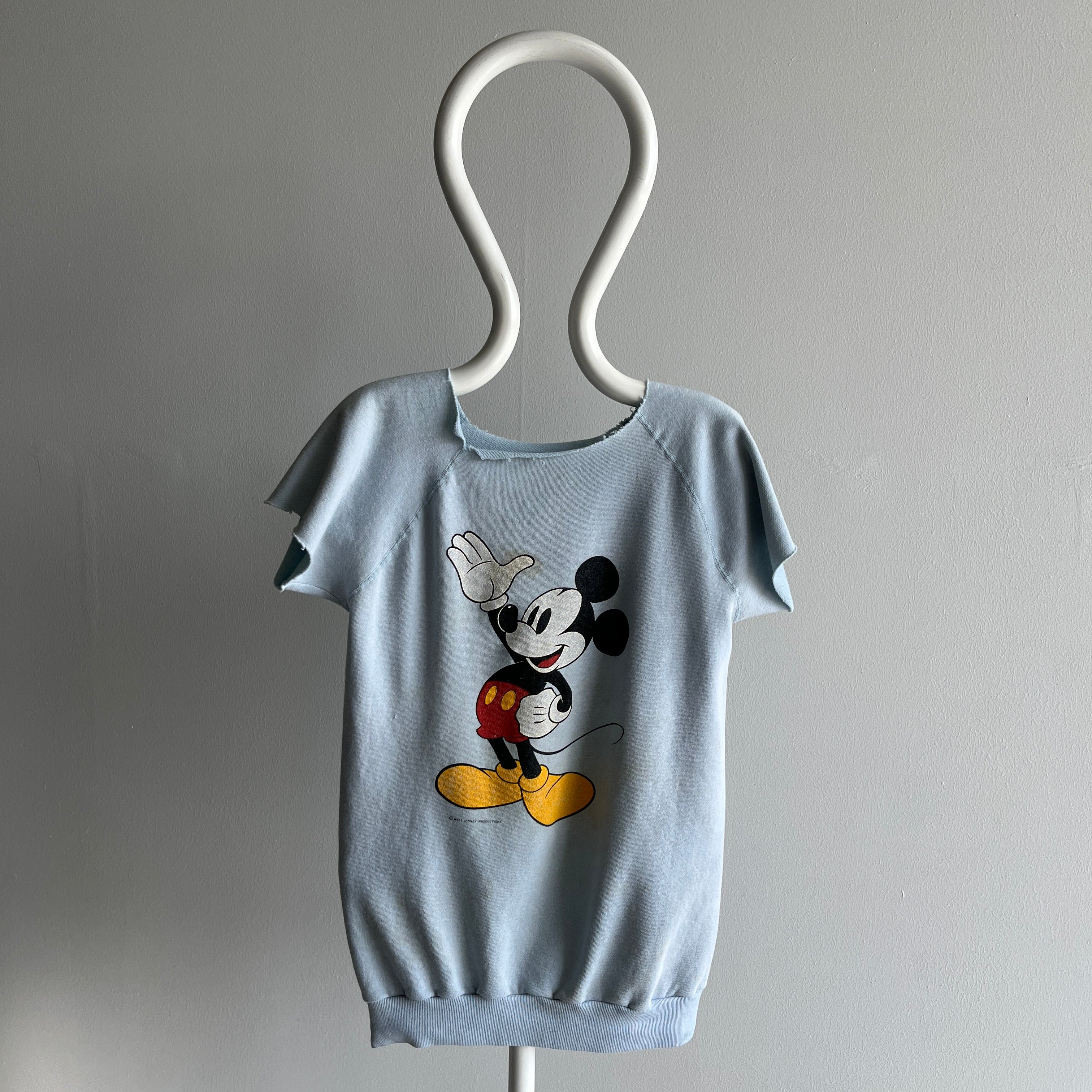 1970s Destroyed and Stained 70s Front and Back Mickey Cut Sleeve Warm Up